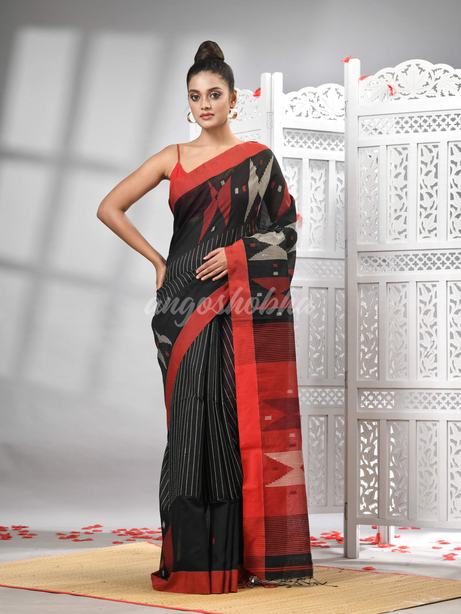 Black Cotton Blend All Body Motive With Red Pallu Handloom Saree