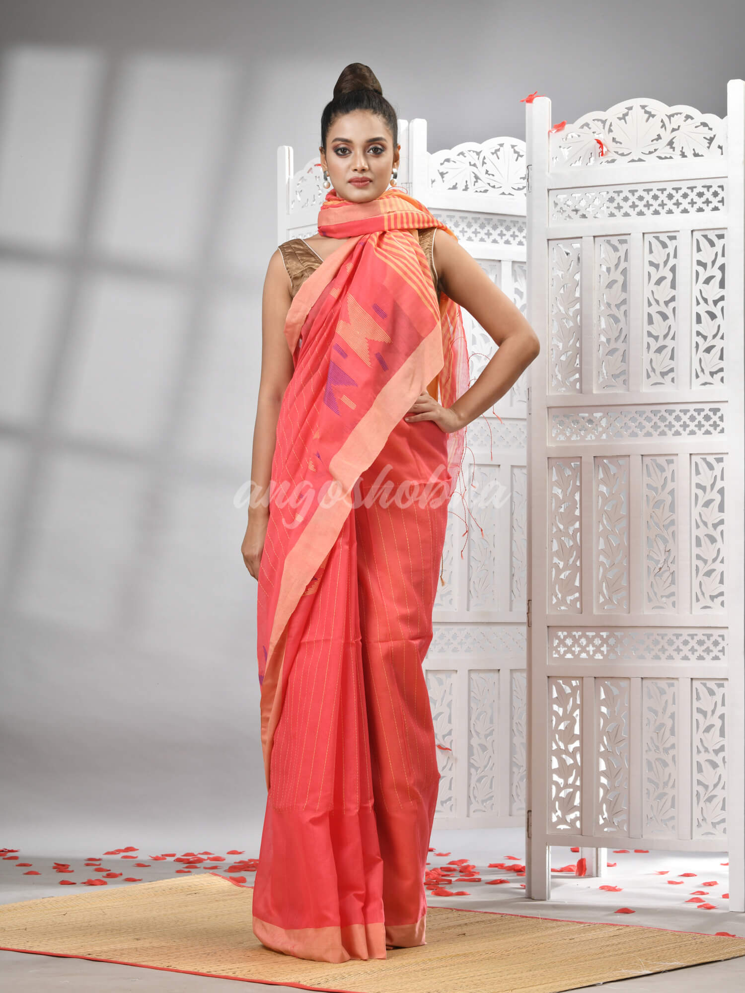 Peach Cotton Blend All Body Motive With Beige Pallu Handloom Saree