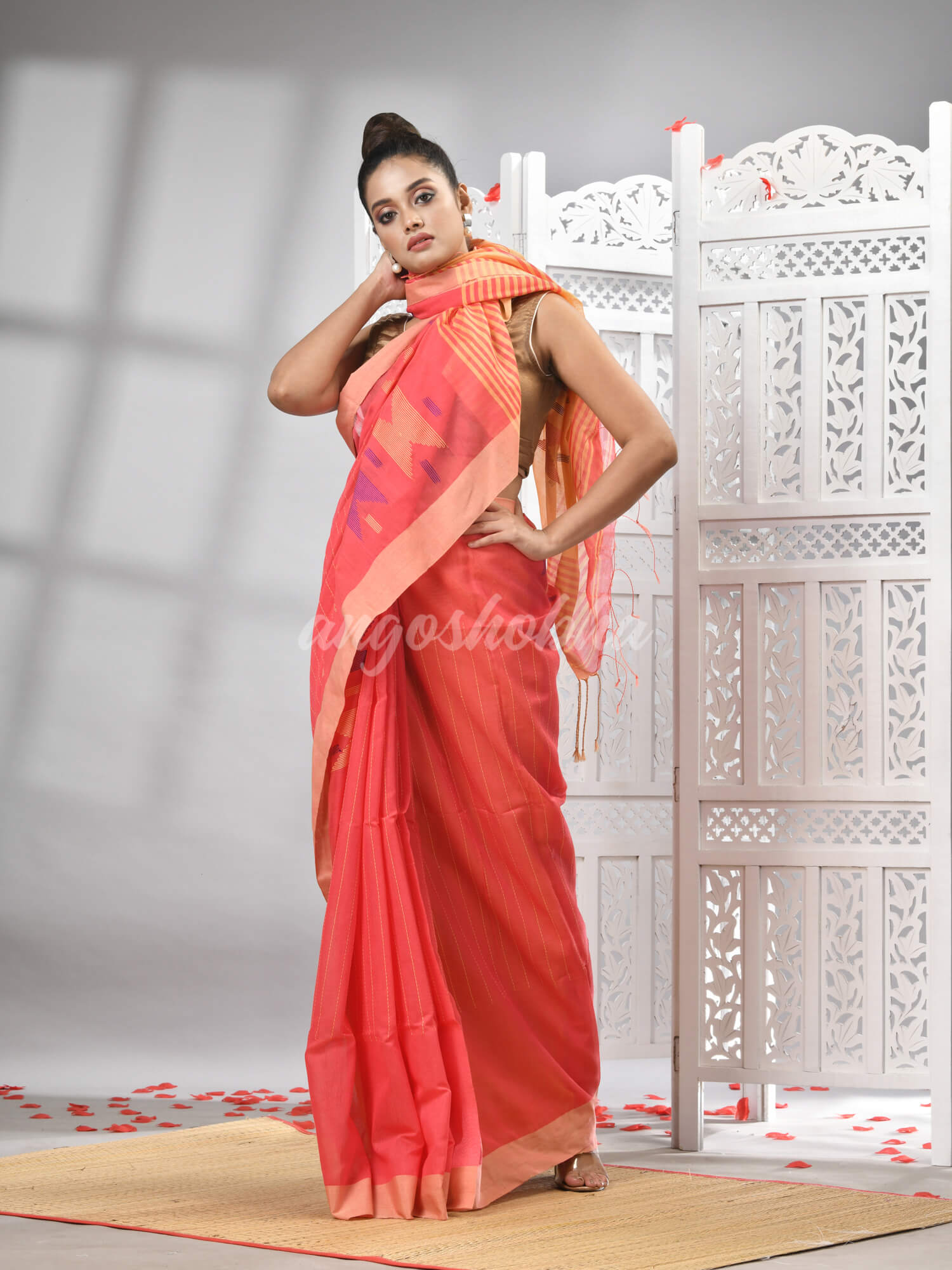 Peach Cotton Blend All Body Motive With Beige Pallu Handloom Saree