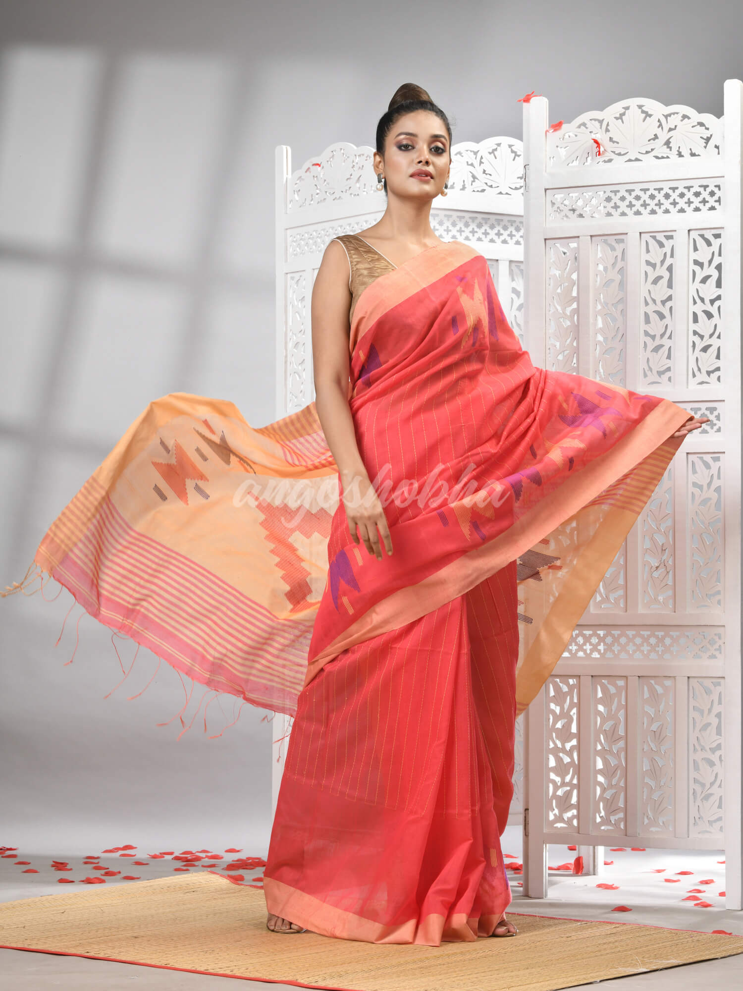 Peach Cotton Blend All Body Motive With Beige Pallu Handloom Saree