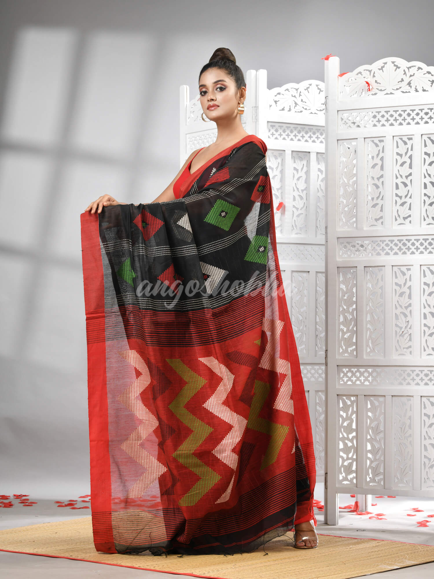 Black Cotton Blend All Body Motive With Red Pallu Handloom Saree