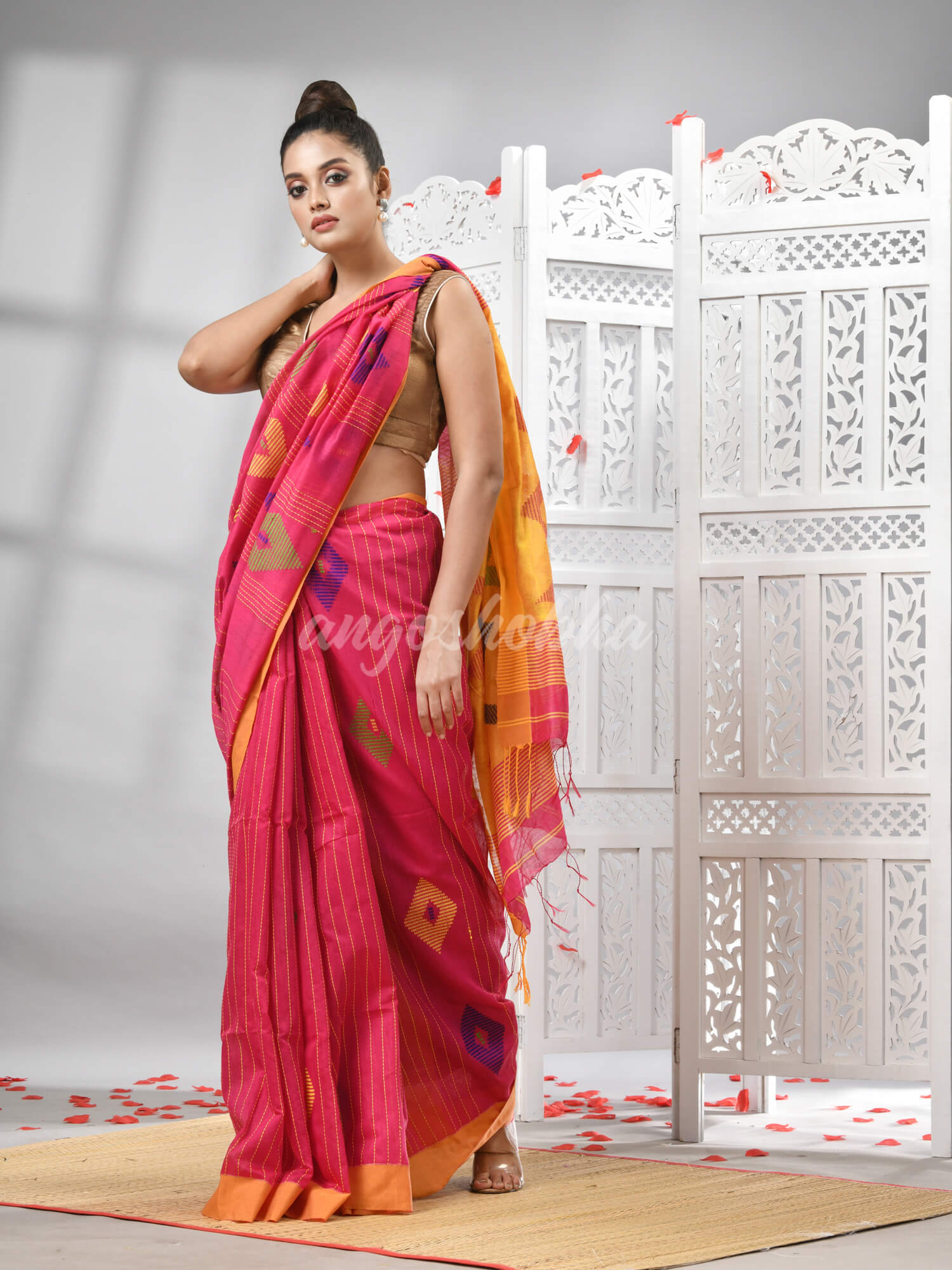 Rani Cotton Blend All Body Motive With Yellow Pallu Handloom Saree