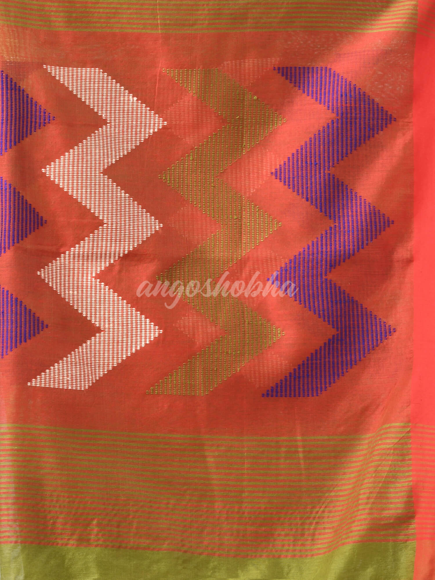 Pista Cotton Blend All Body Motive With Red Pallu Handloom Saree