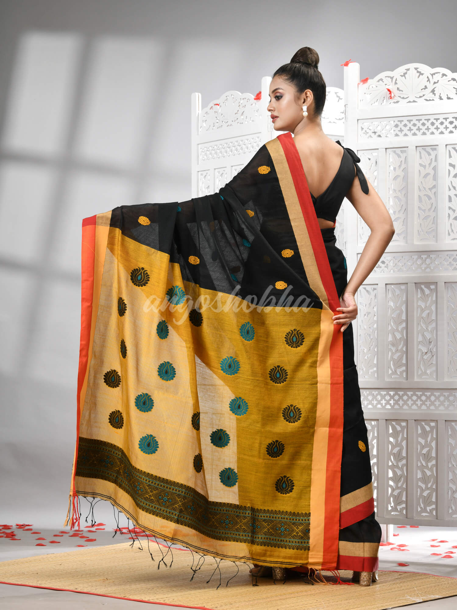 Black Cotton Blend All Body Motive With Yellow Pallu Handloom Saree