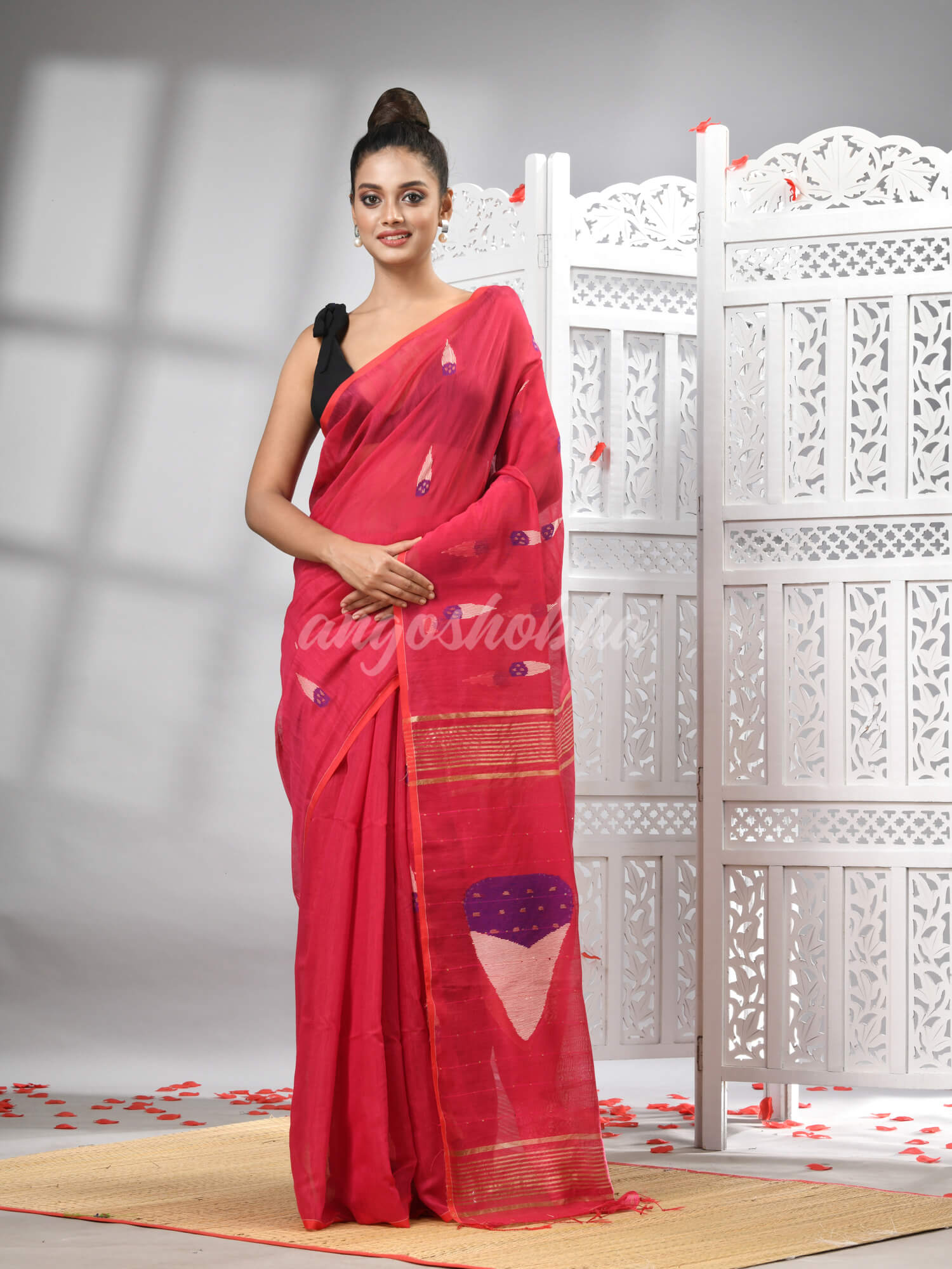 Rani Cotton Blend All Body Motive Design Pallu Handloom Saree