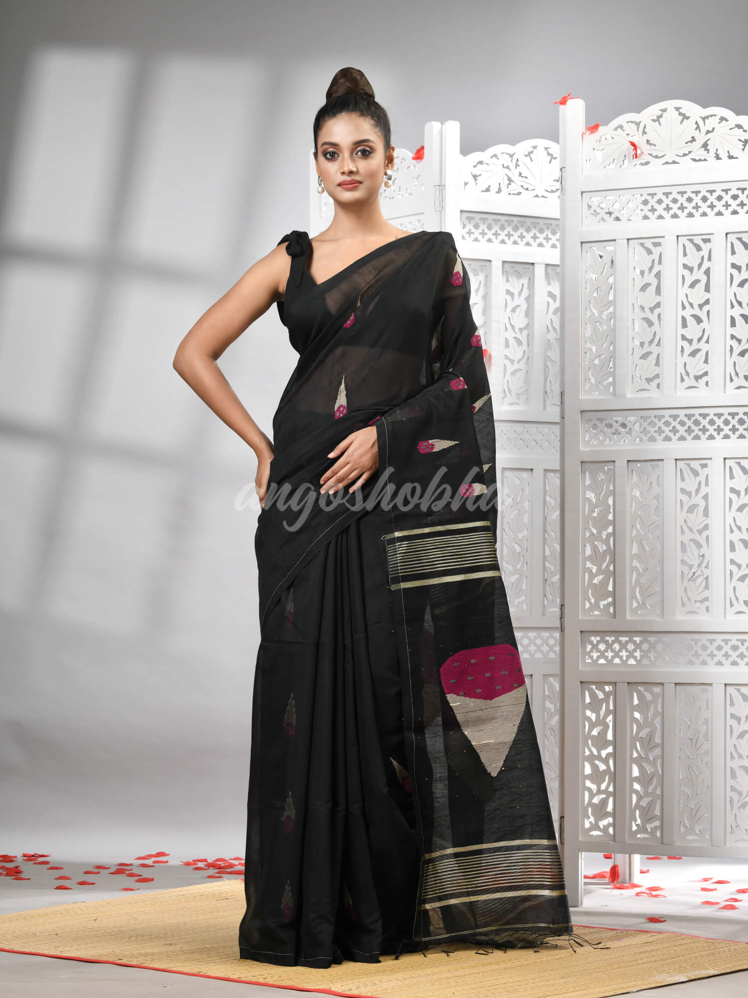 Black Cotton Blend All Body Motive Design Pallu Handloom Saree