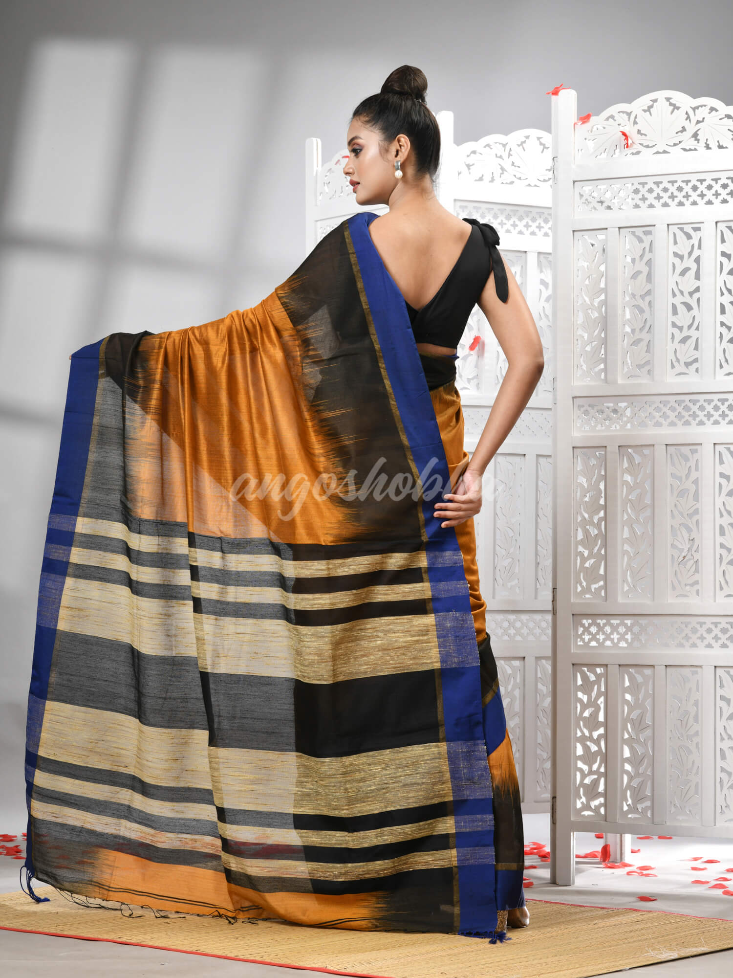 Mustard Cotton Blend Solid Body With Ghicha Pallu Handloom Saree