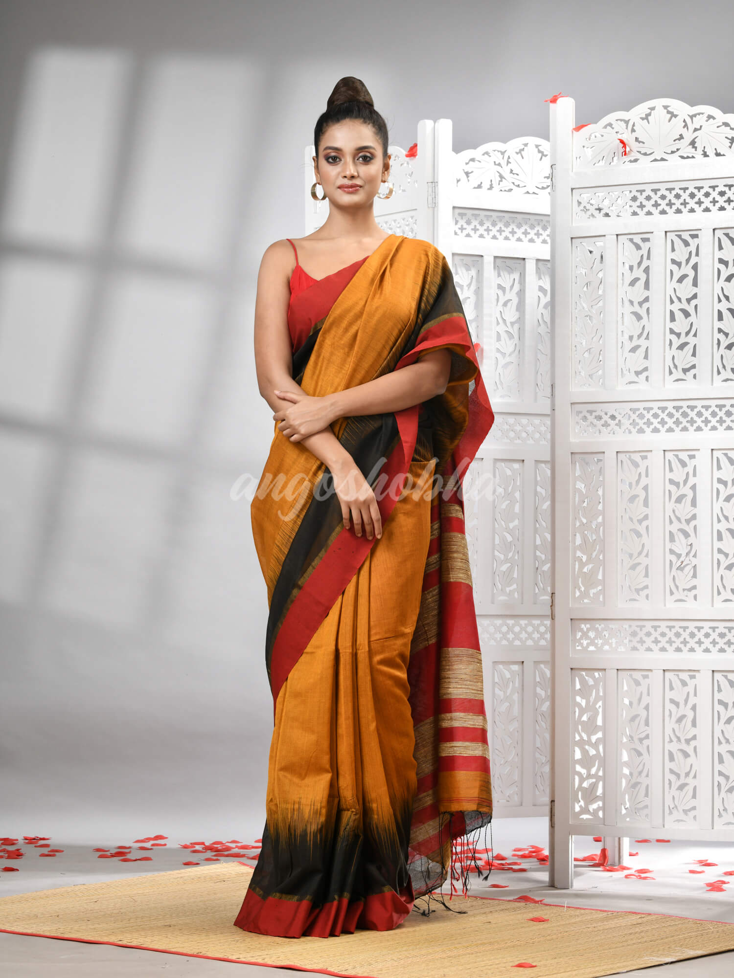 Mustard Cotton Blend Solid Body With Ghicha Pallu Handloom Saree