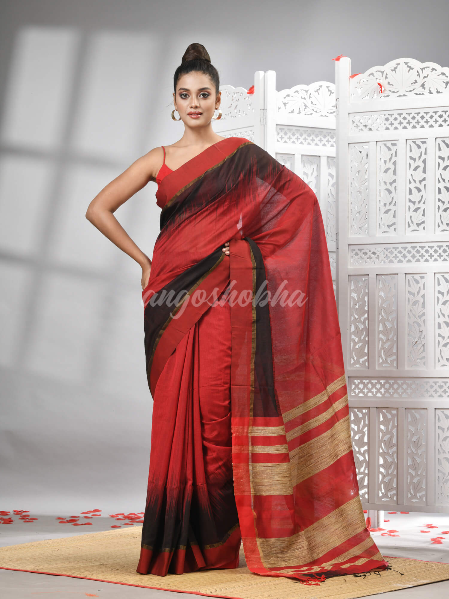 Maroon Cotton Blend Solid Body With Ghicha Pallu Handloom Saree