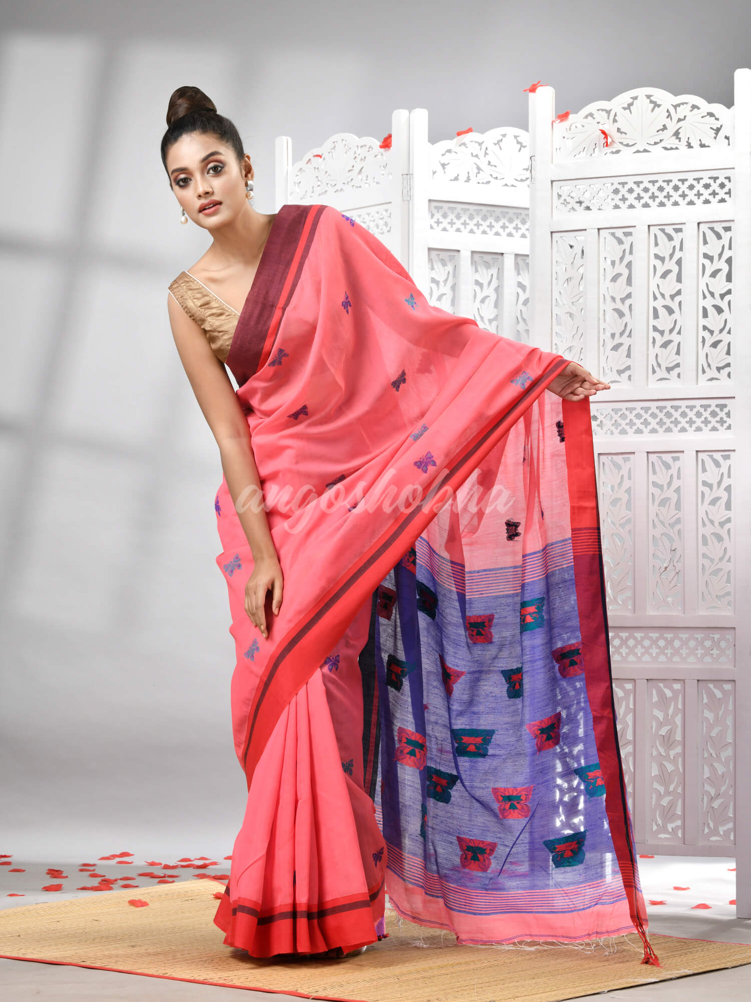 Pink Cotton Blend All Body Motive With Blue Pallu Handloom Saree