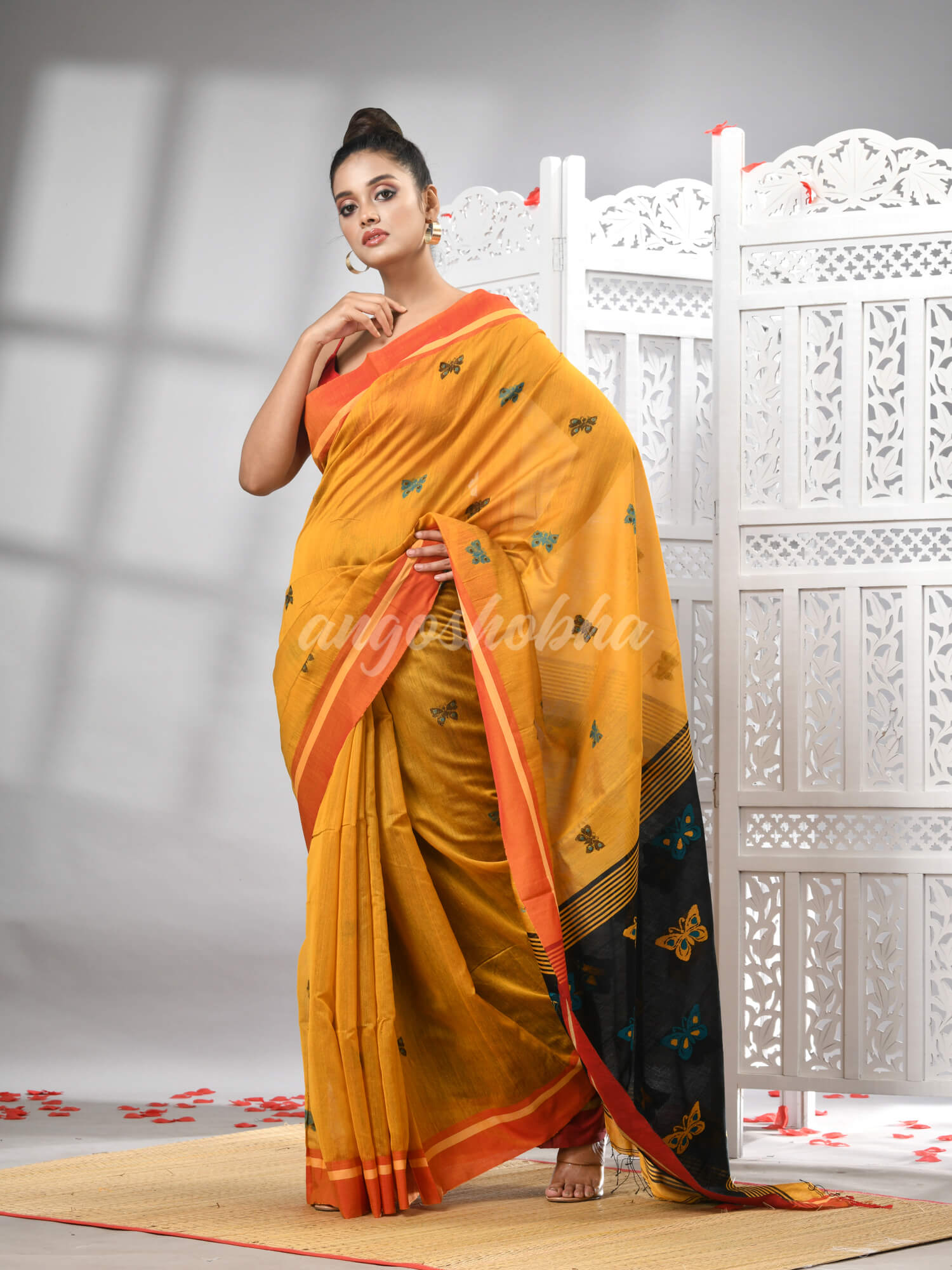 Yellow Cotton Blend All Body Motive With Black Pallu Handloom Saree