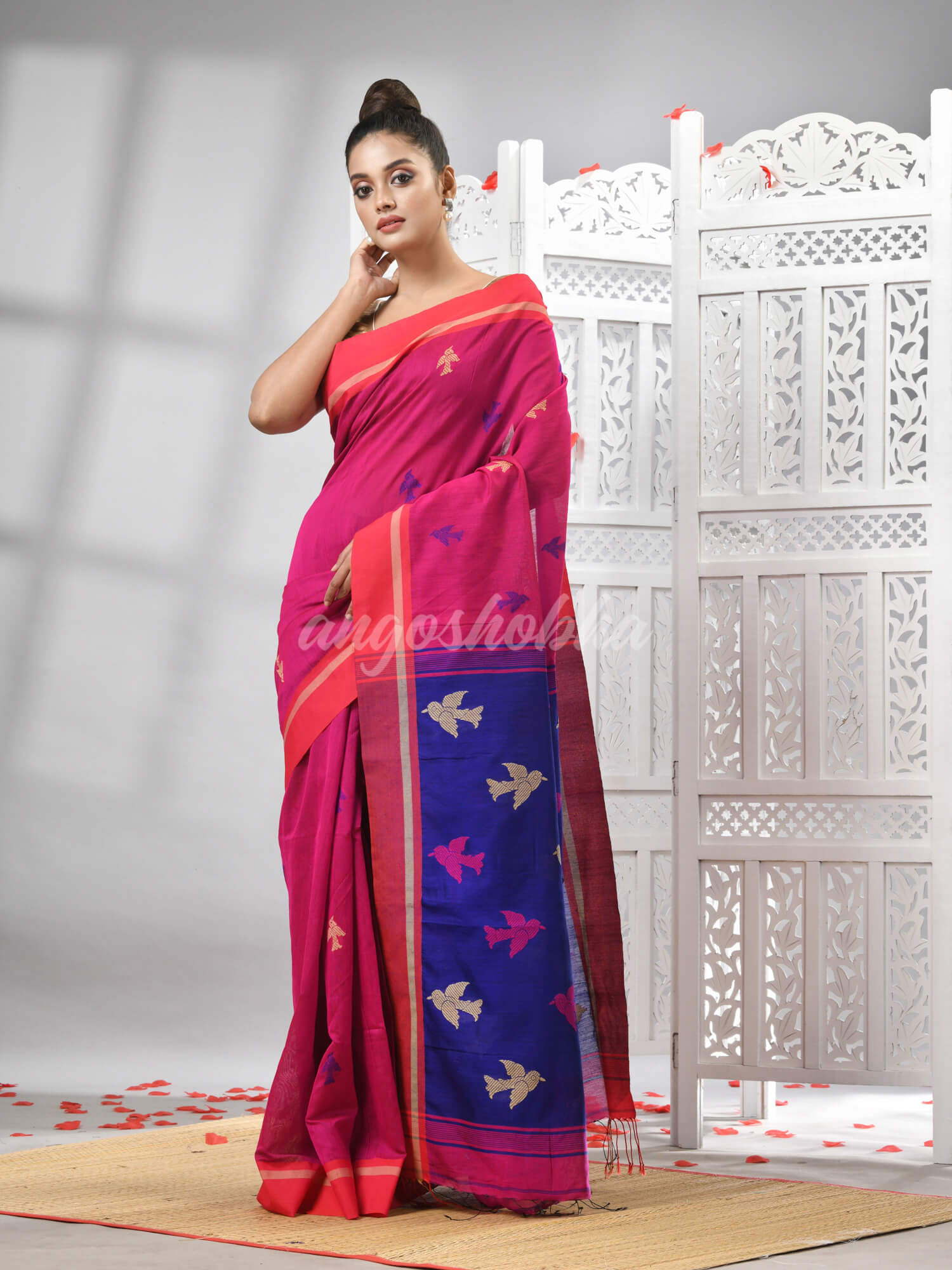 Rani Cotton Blend All Body Motive With Blue Pallu Handloom Saree