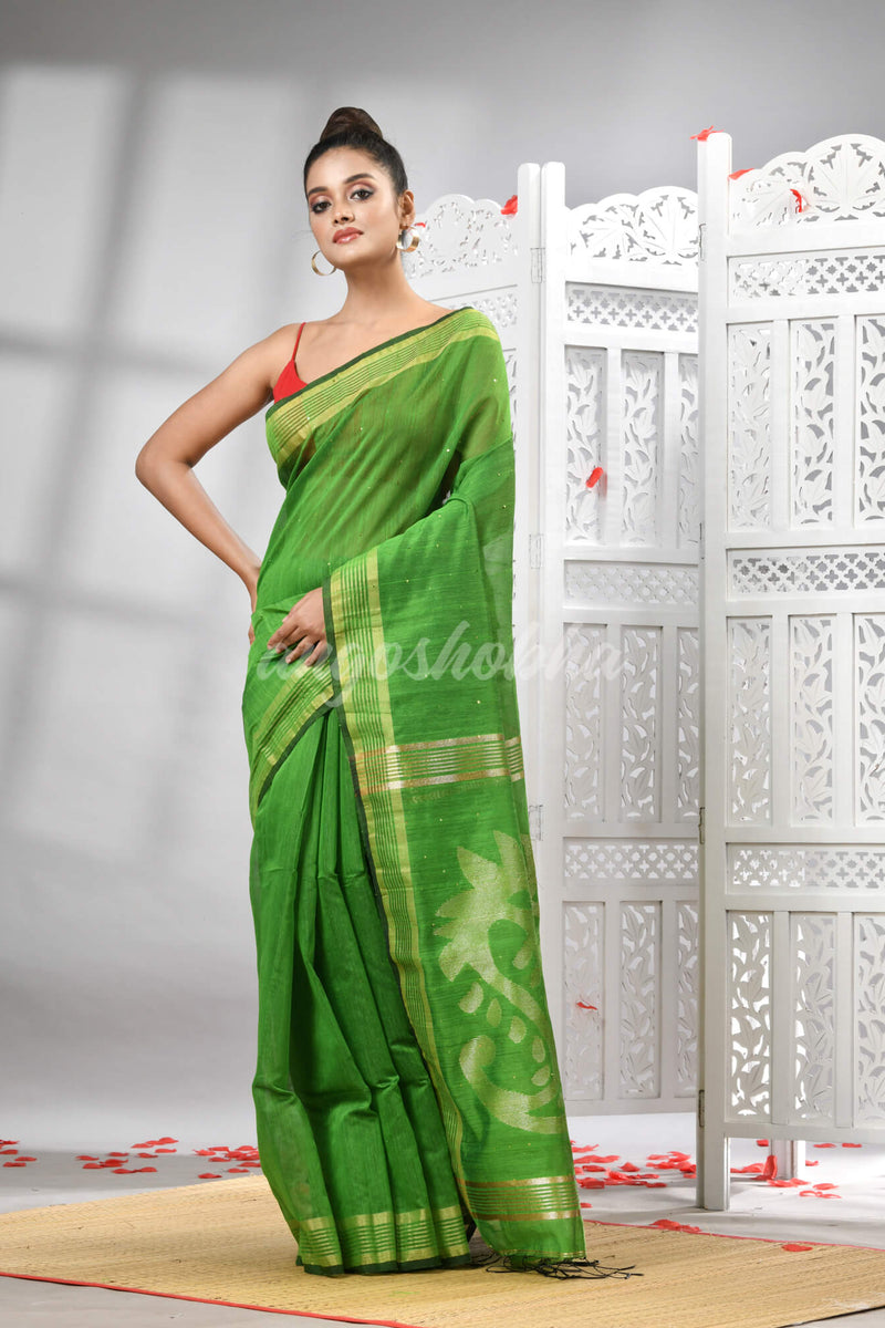 Green Cotton Blend Solid Body Design Pallu Handloom Saree