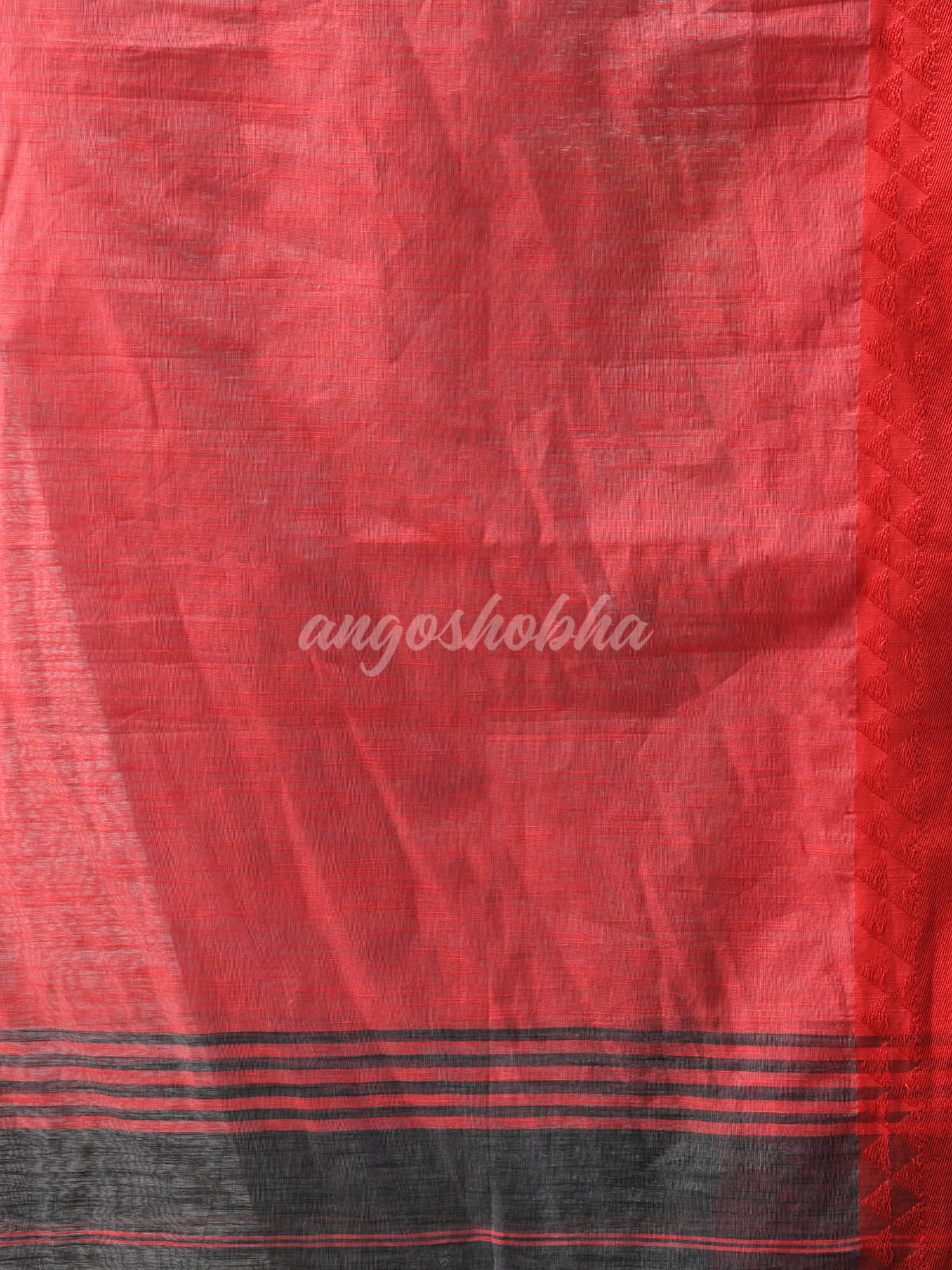 Grey Cotton Blend Solid Body Red Pallu Handloom Saree