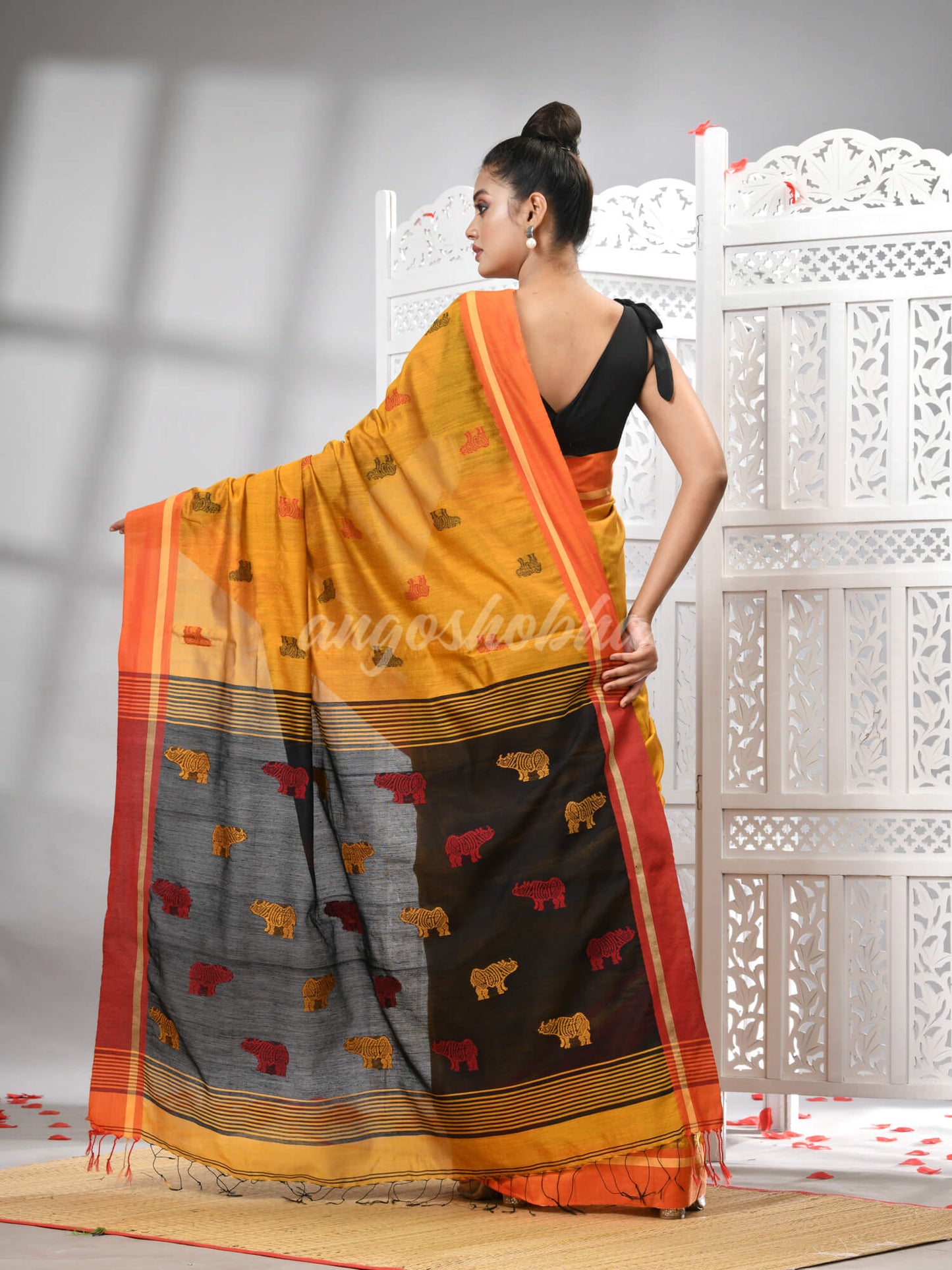 Yellow Cotton Blend All Body Motive With Black Pallu Handloom Saree