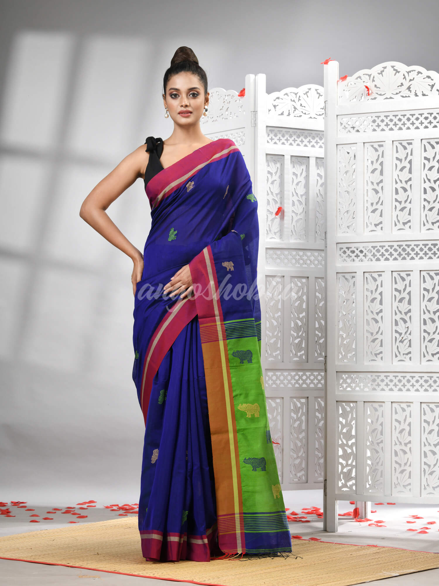 Blue Cotton Blend All Body Motive With Green Pallu Handloom Saree