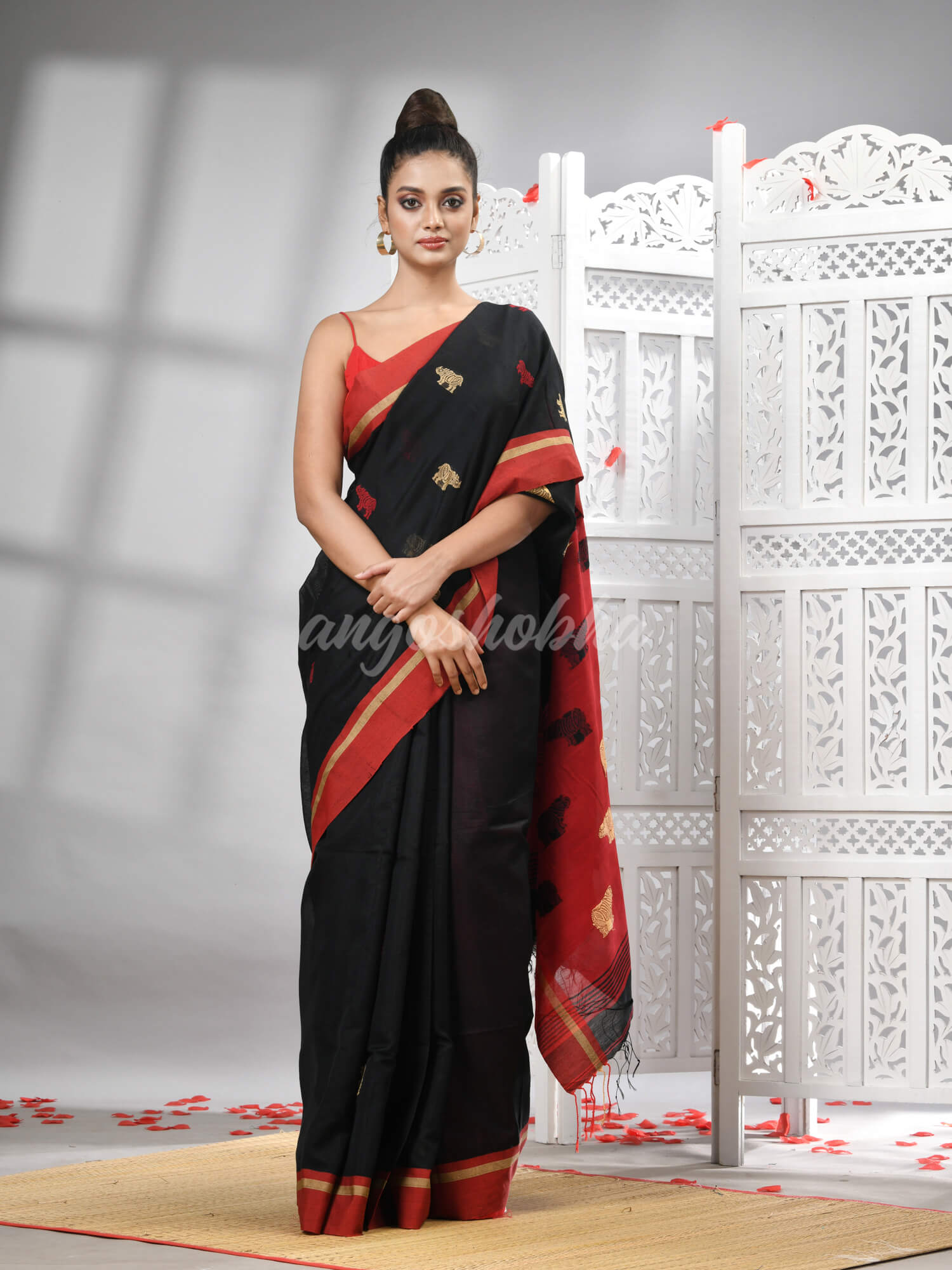 Black Cotton Blend All Body Motive With Red Pallu Handloom Saree