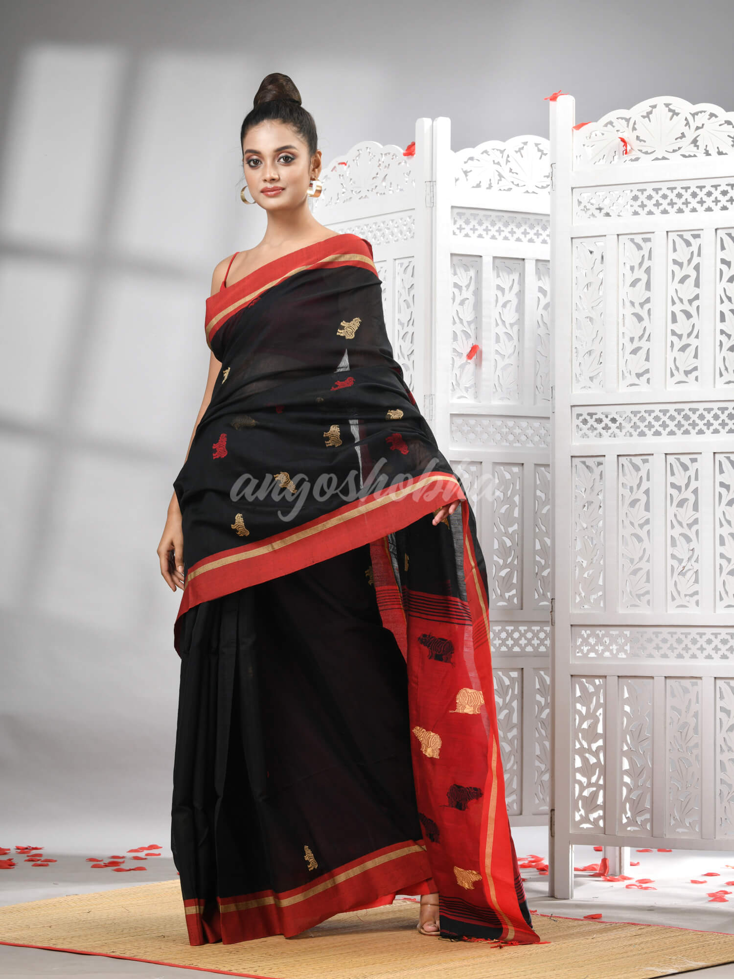 Black Cotton Blend All Body Motive With Red Pallu Handloom Saree