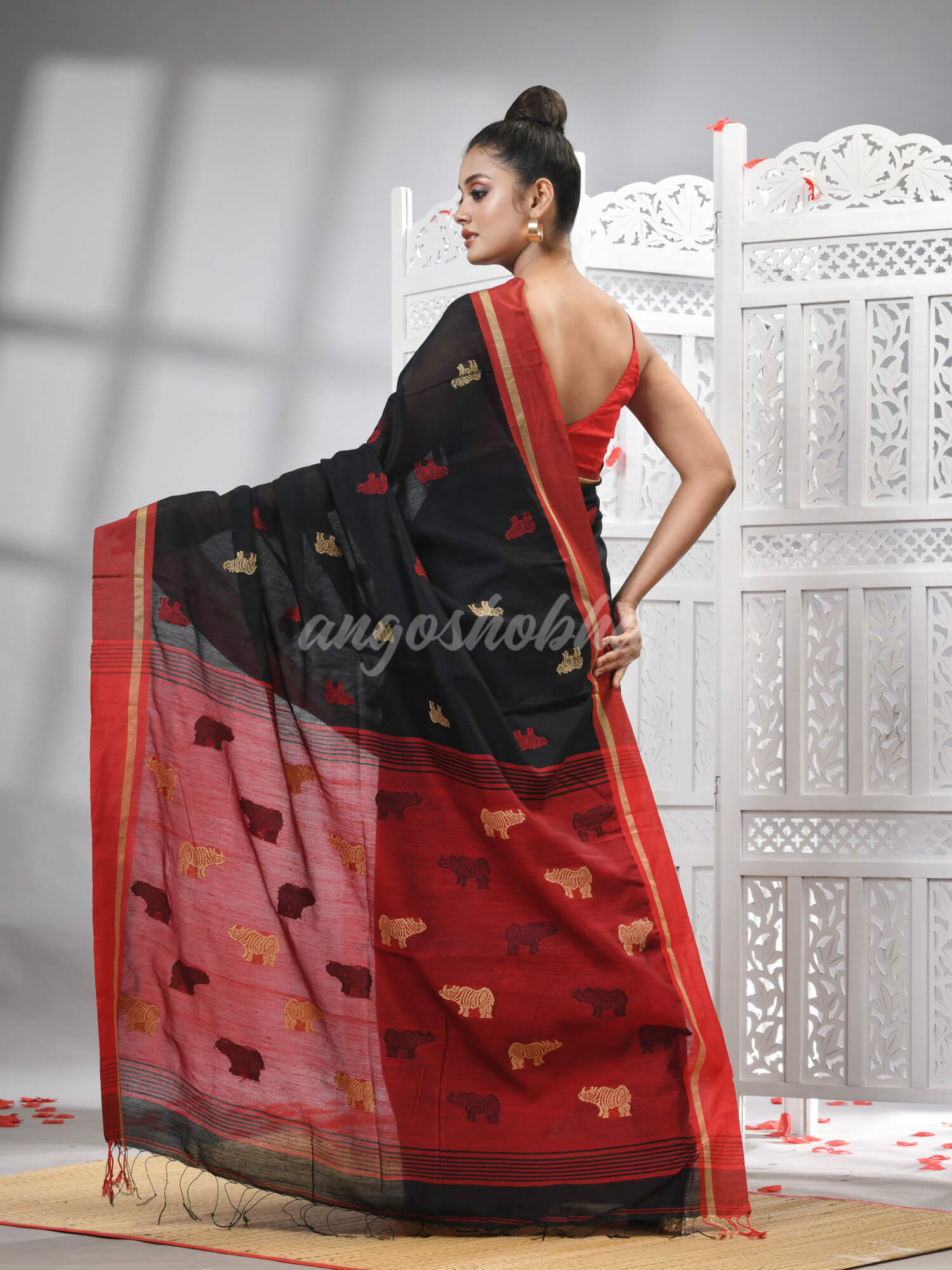 Black Cotton Blend All Body Motive With Red Pallu Handloom Saree