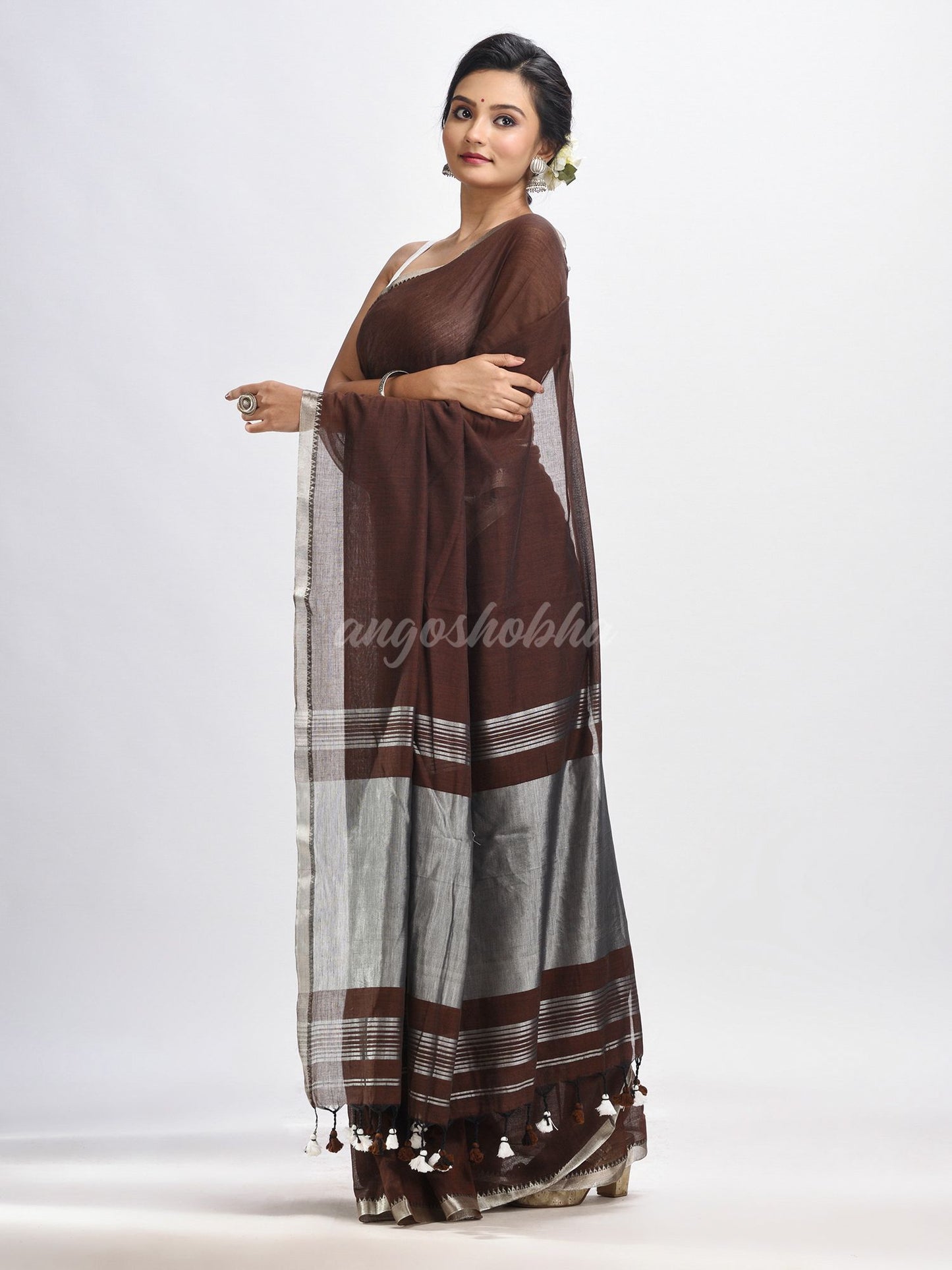 Dark coffee Cotton with zari pallu and zari border handloom Saree