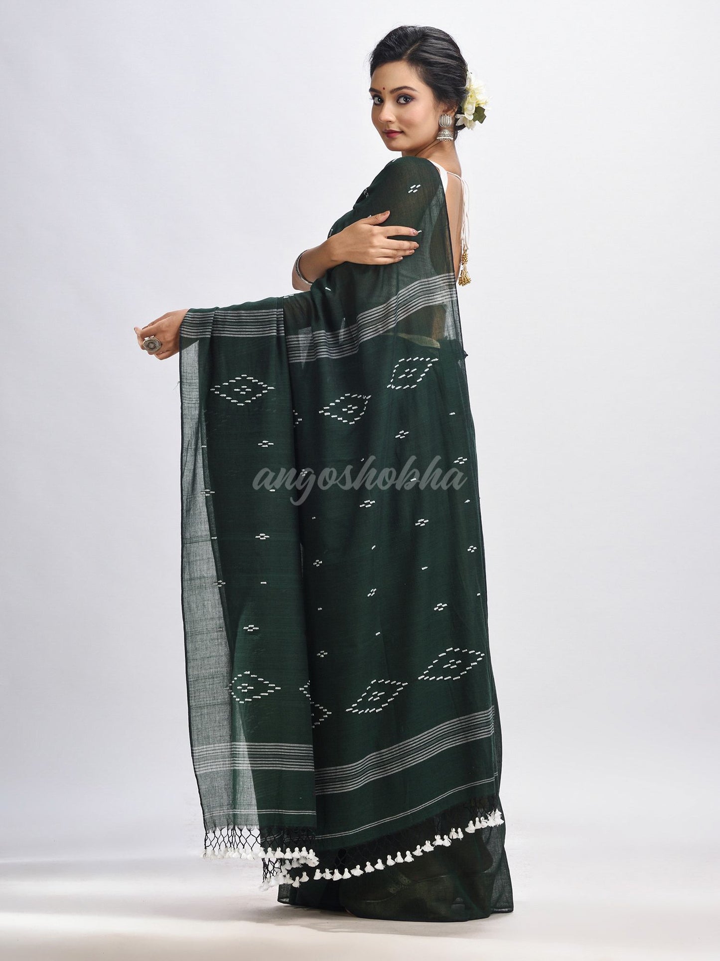 Bottle green body buti Handloom Molmol Cotton Jamdani Saree