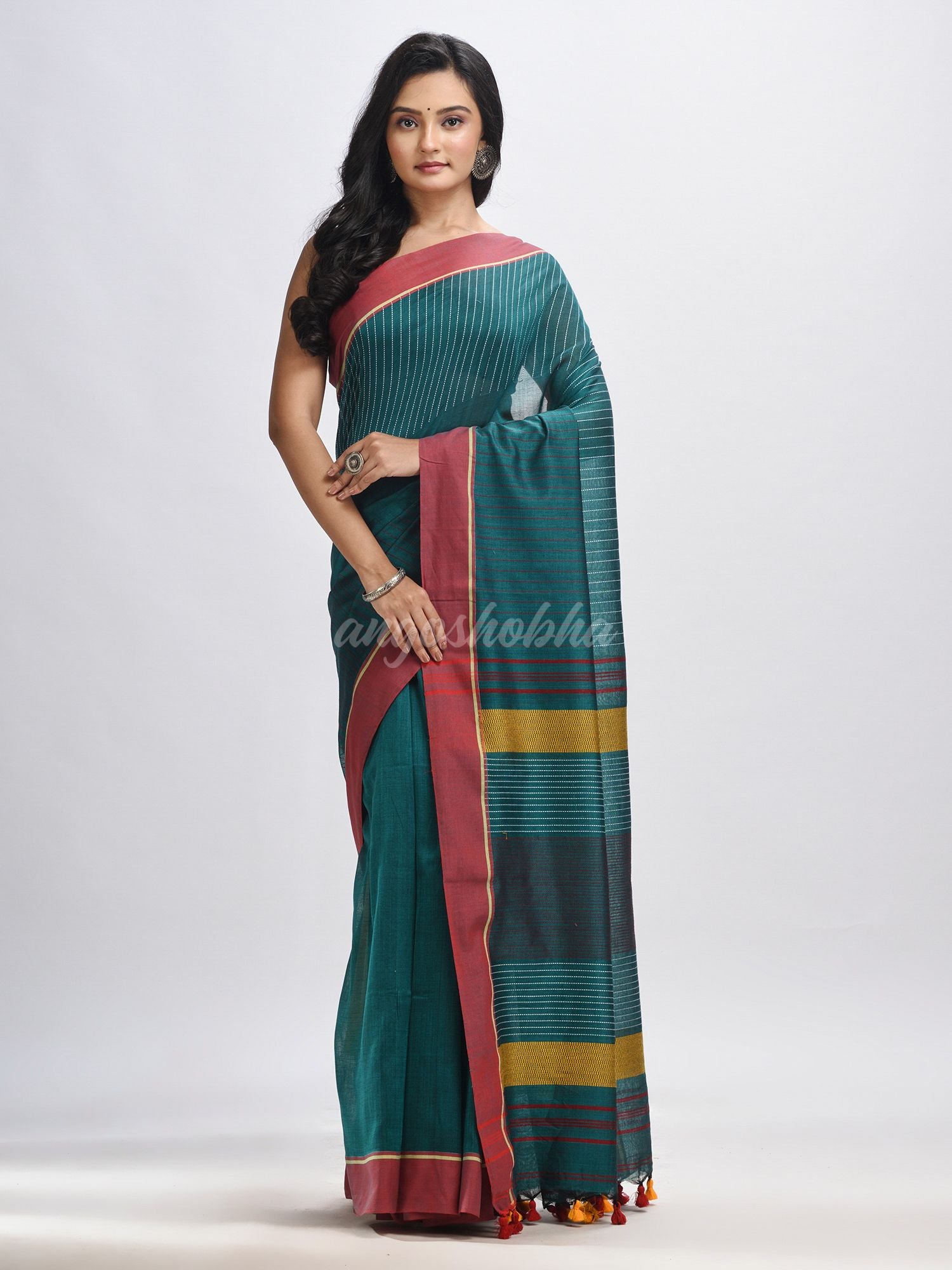 Rama green cotton with red border handwoven jamdani saree