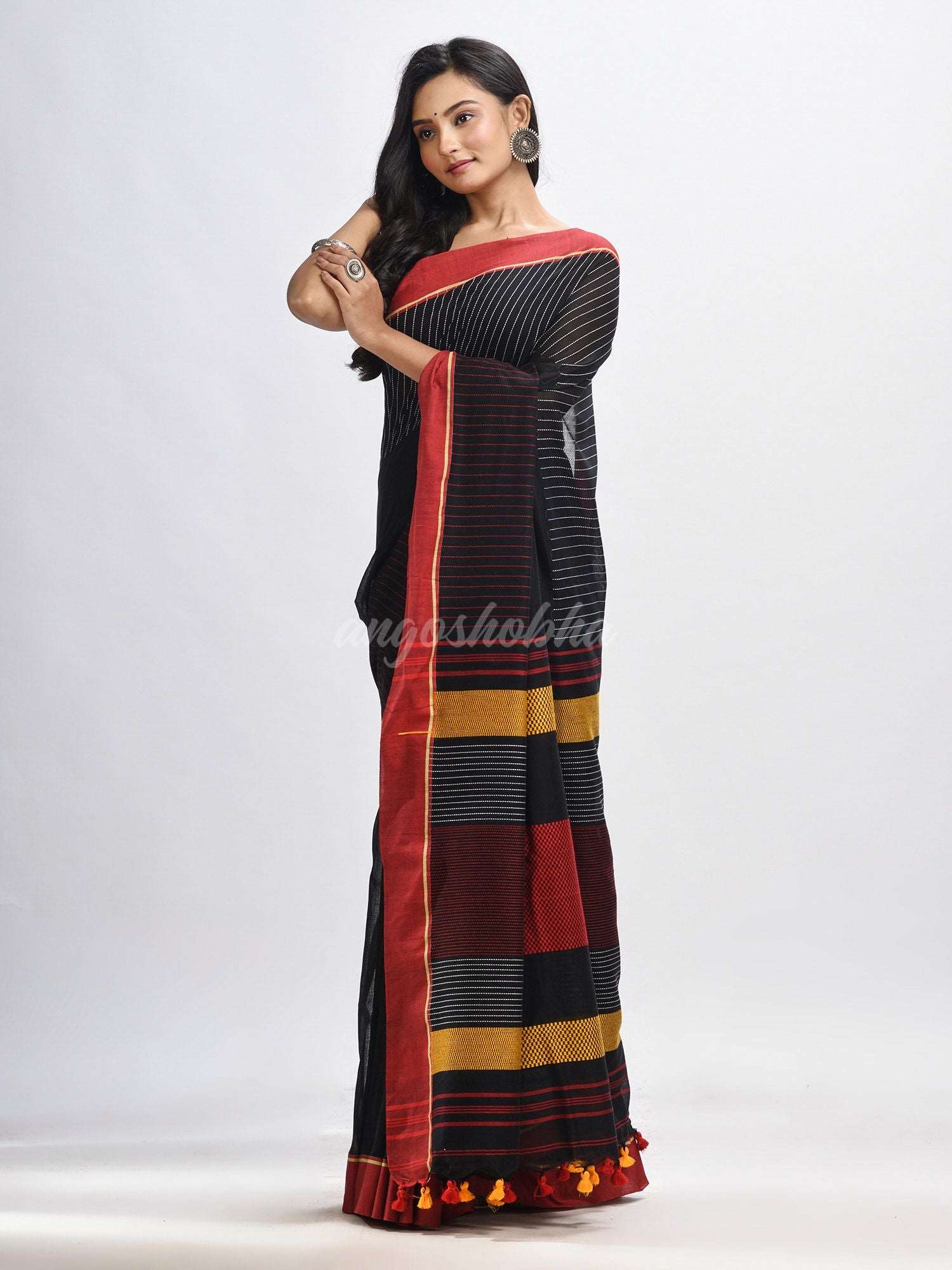 Bkack cotton with red border handwoven jamdani saree