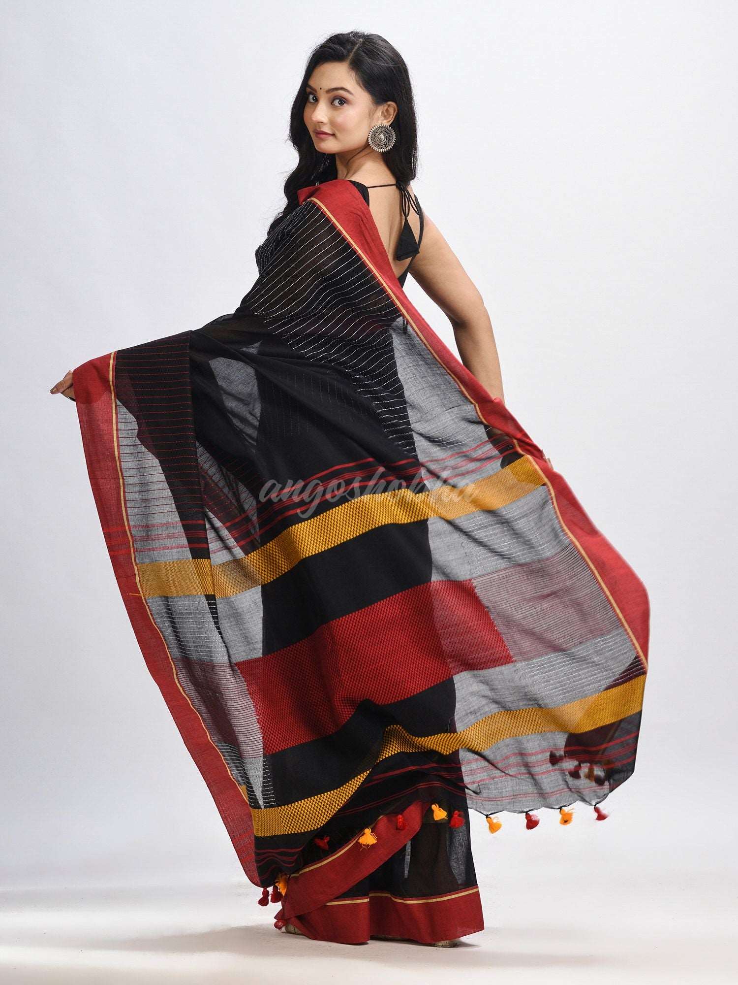 Bkack cotton with red border handwoven jamdani saree