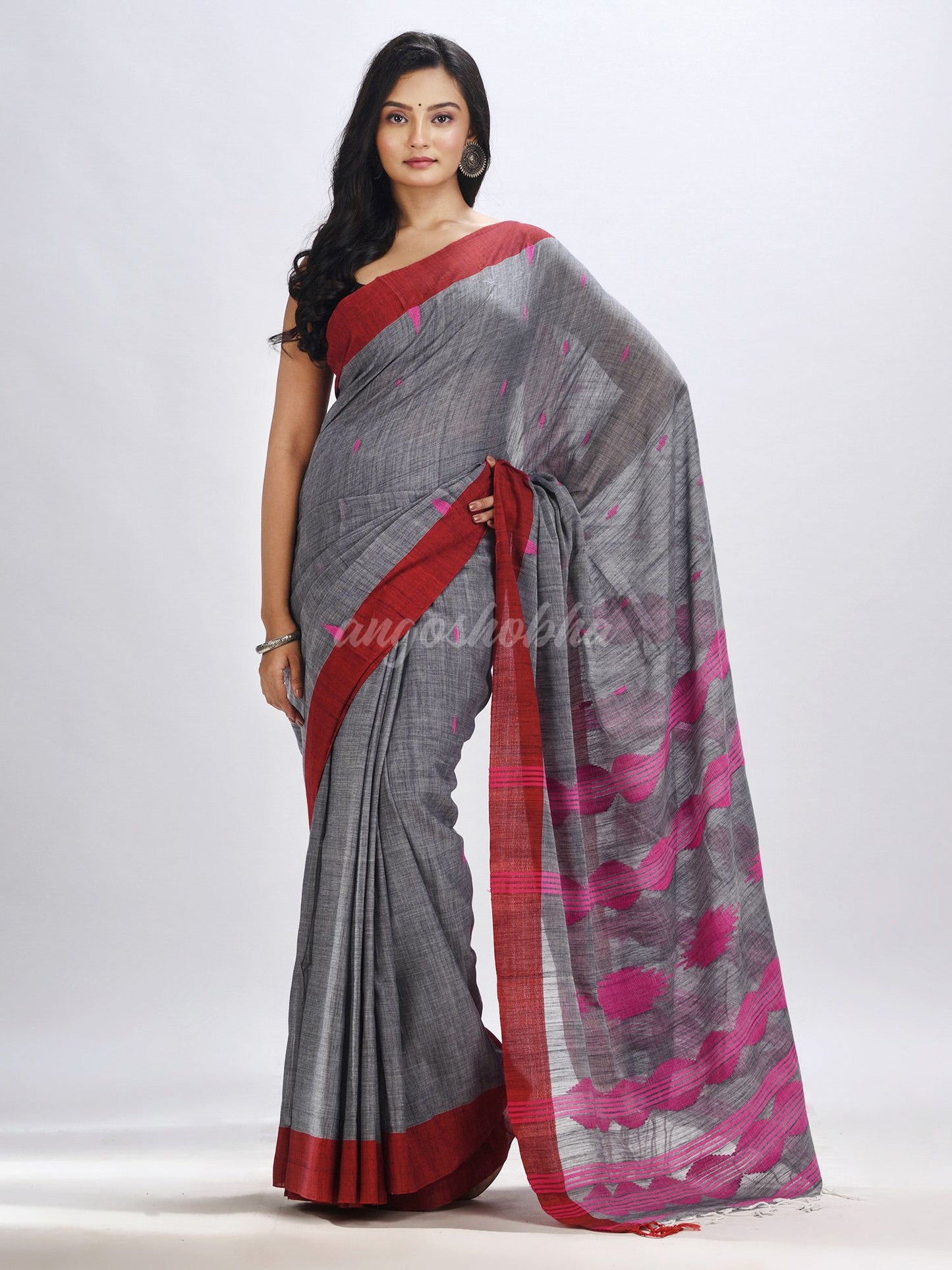 Grey cotton temple broder handwoven jamdani saree