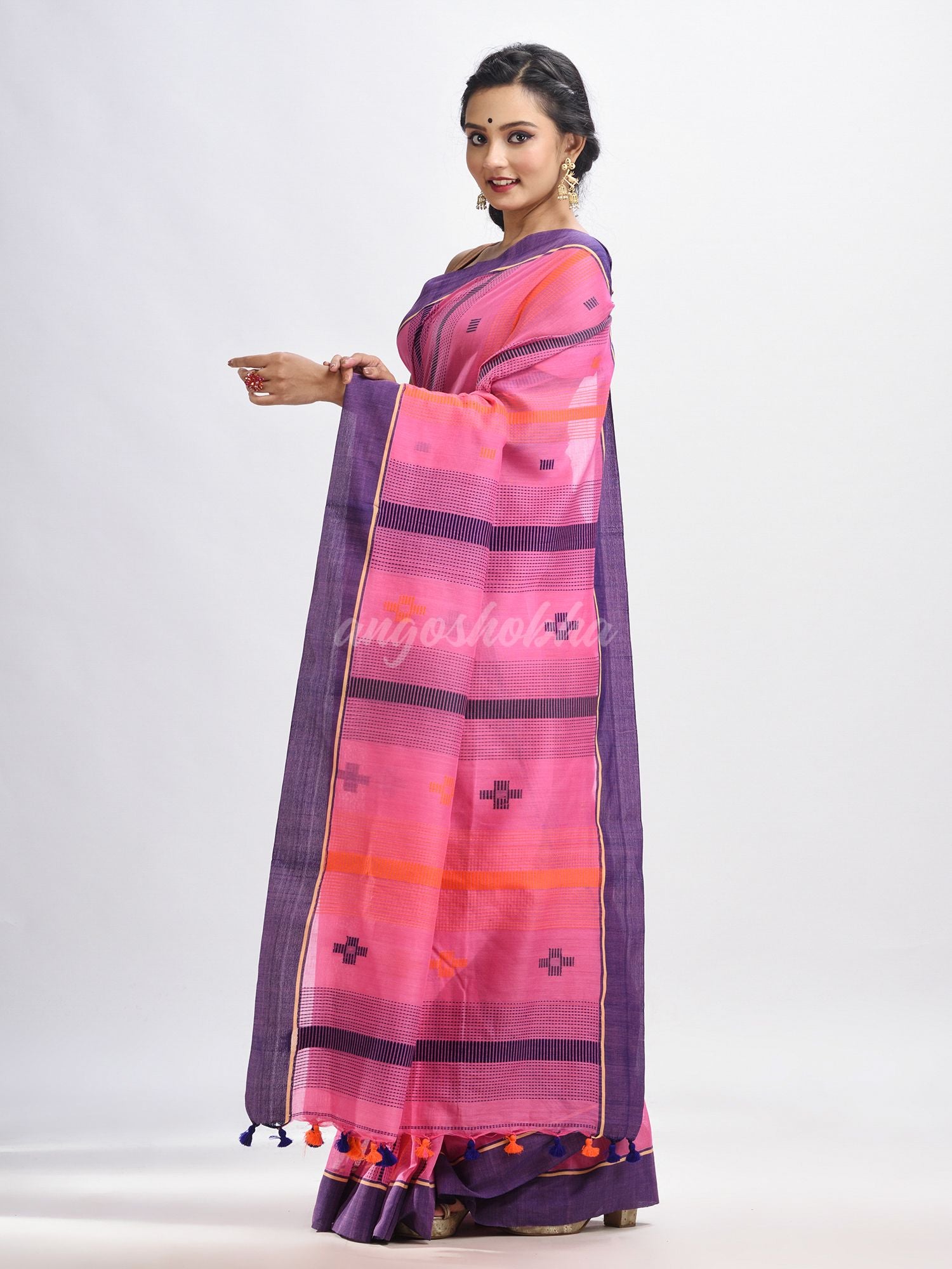 Hot pink cotton handwoven jamdani saree