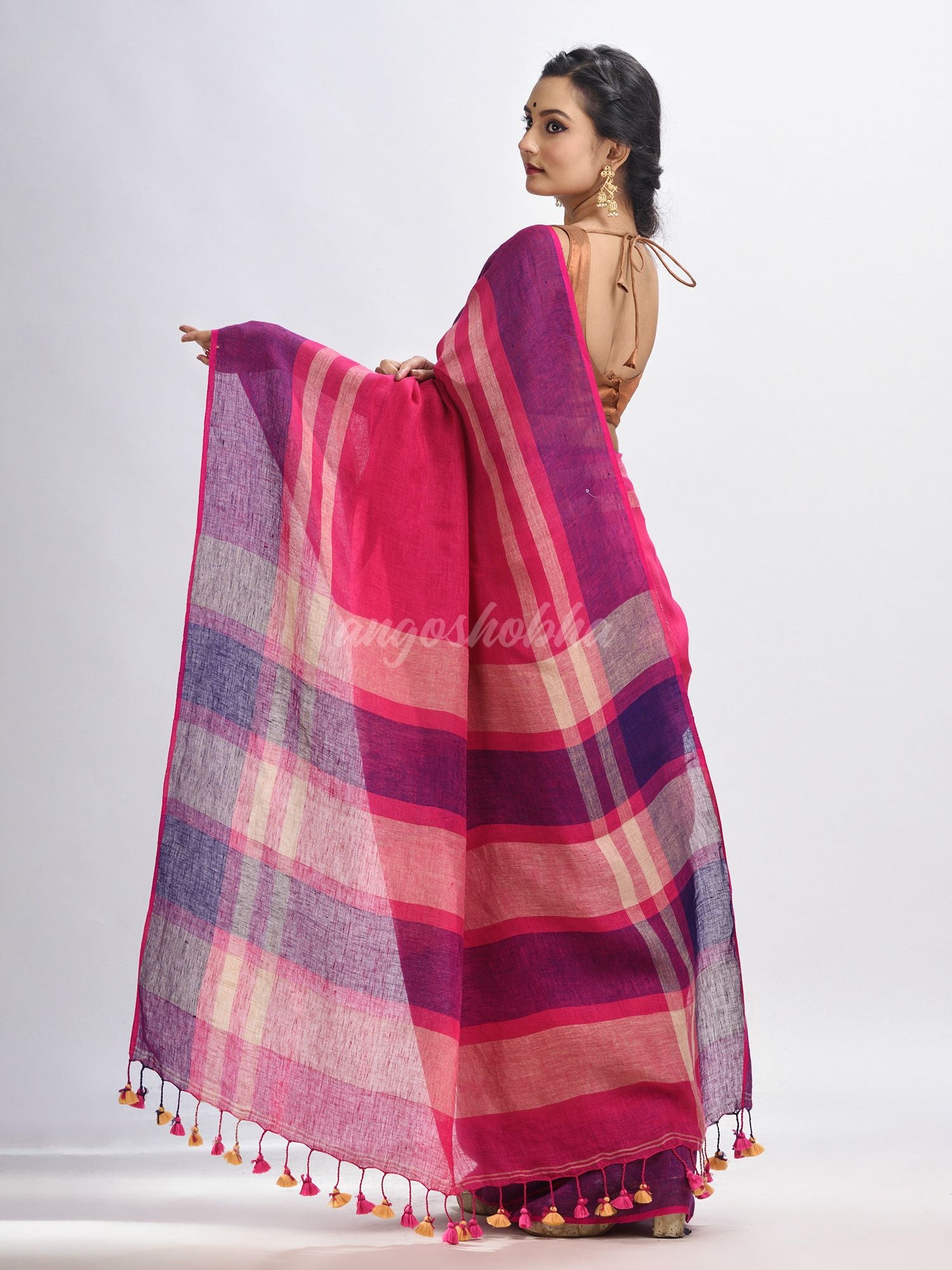 Pink with multi colour pallu handwoven line saree