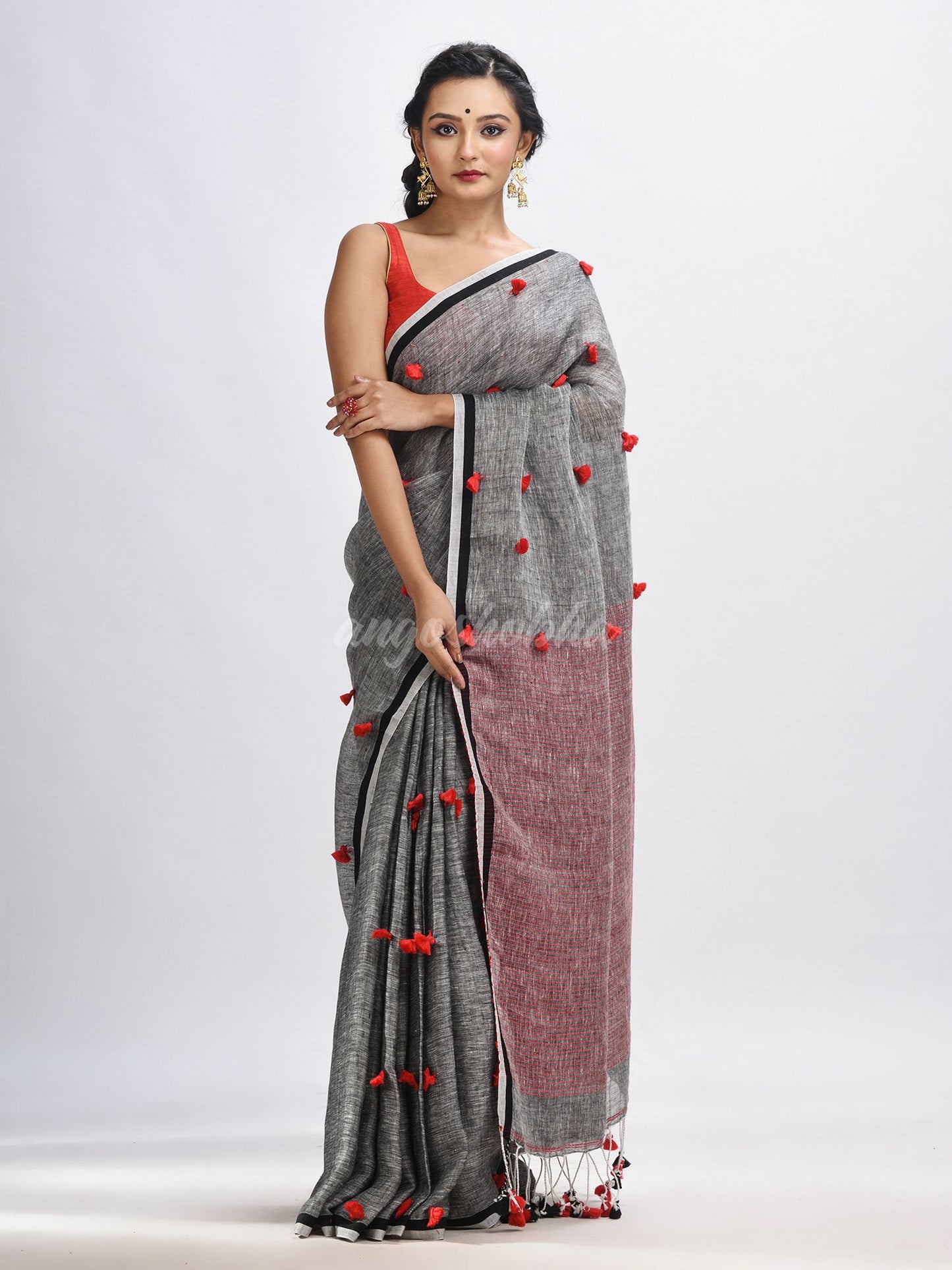 Grey linen all body pom pom with pallu stipe handwoven saree