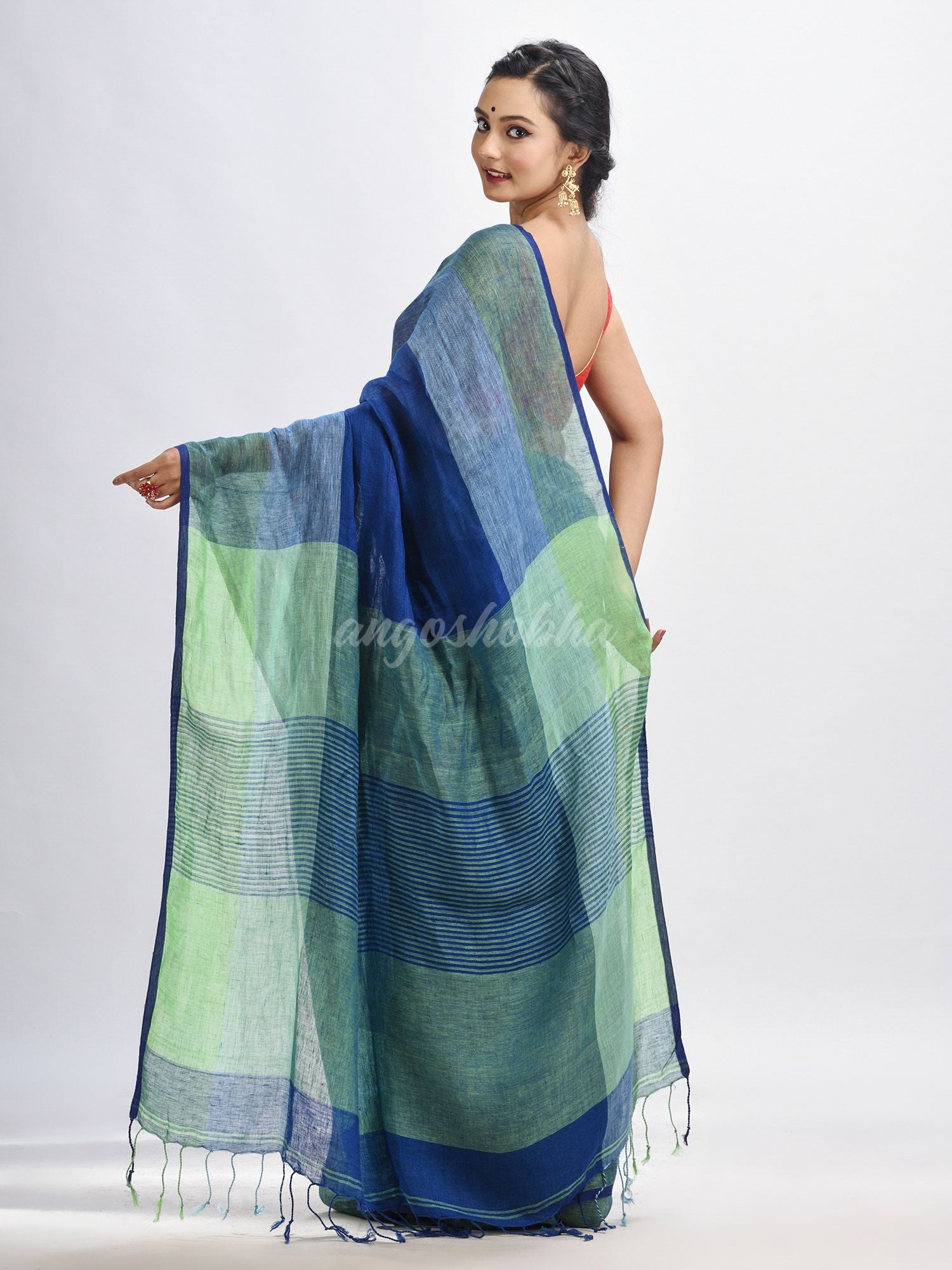 Midnight blue linen with pallu stipe handloom saree