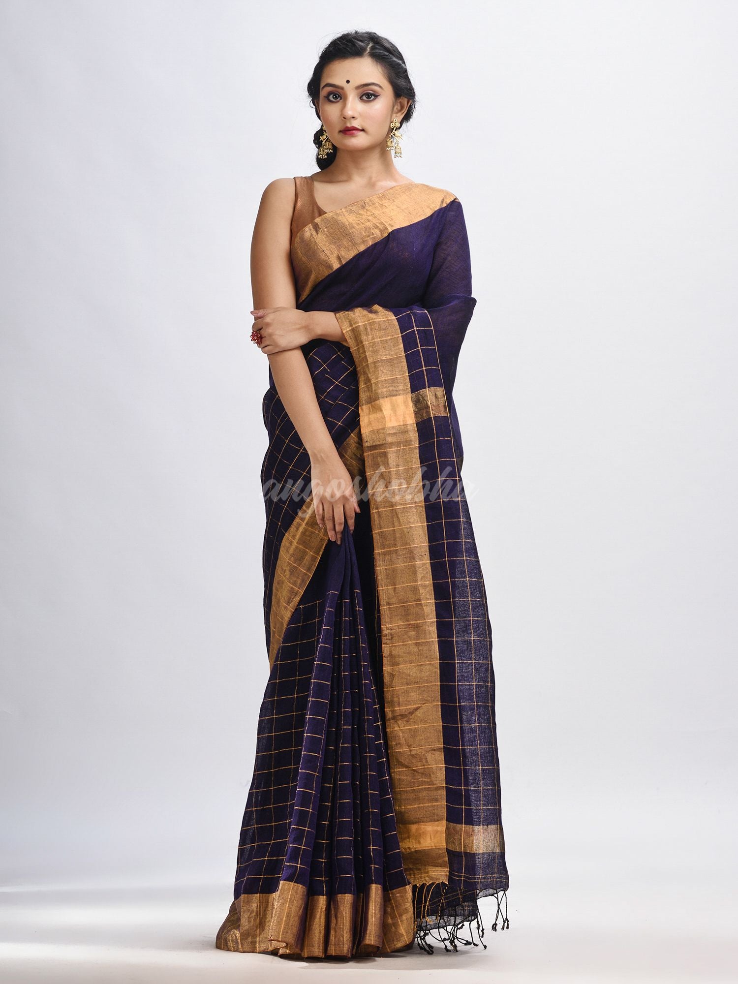 Violet linen half check and huff solid body jamdani saree