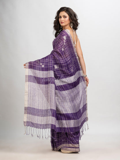 Violet linen jari border with silver zari pallu jamdani saree