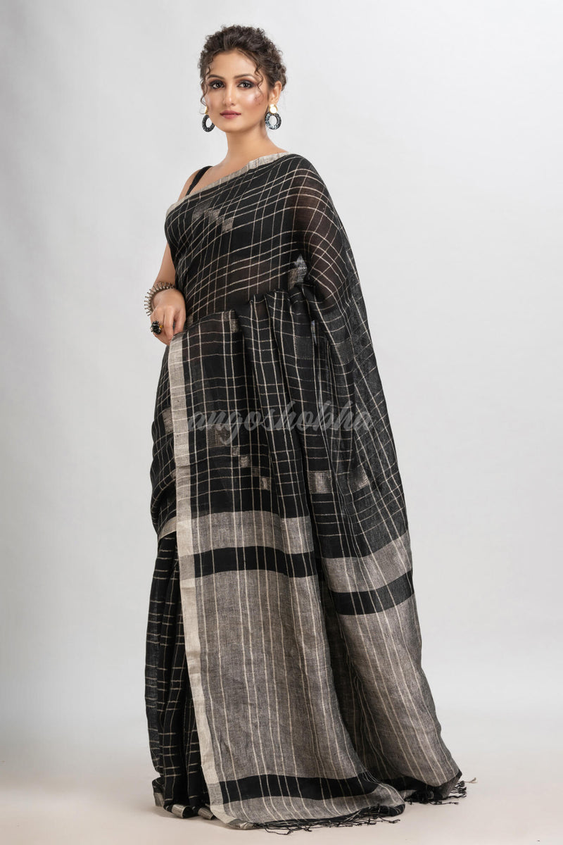 Black linen zari border with silver zari pallu jamdani saree