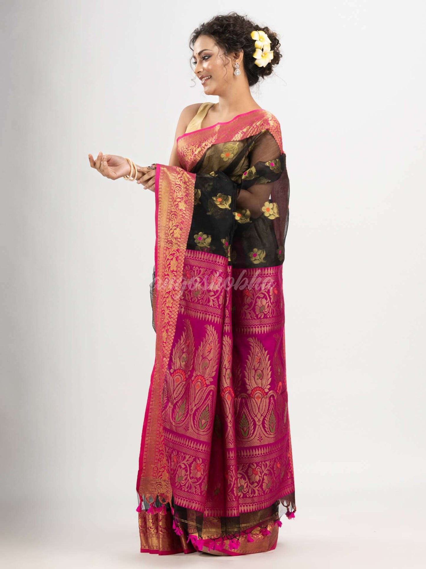 Black art silk with Muslin Jacquard Jamdani Saree