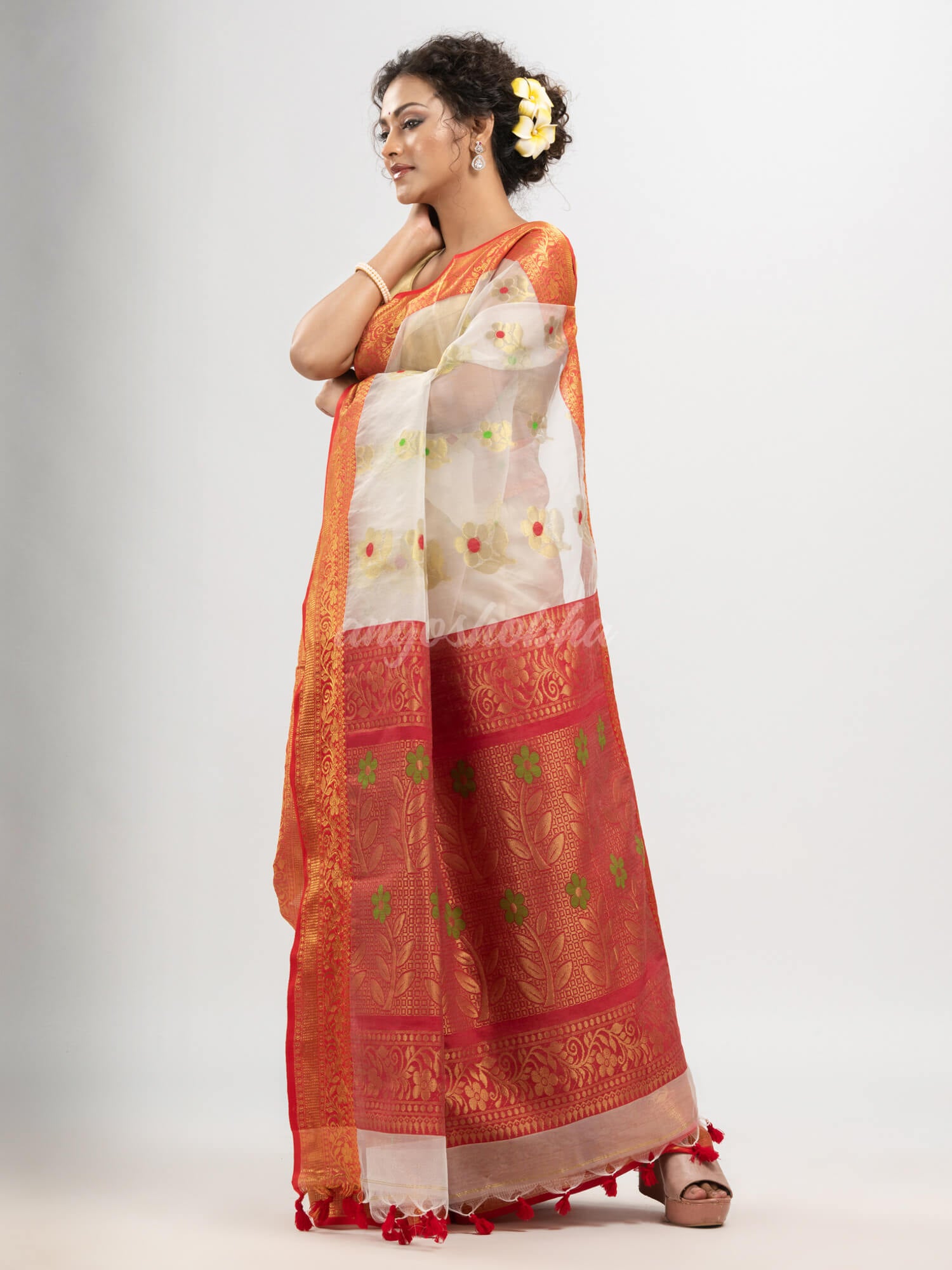 White art silk Muslin Jacquard Jamdani saree