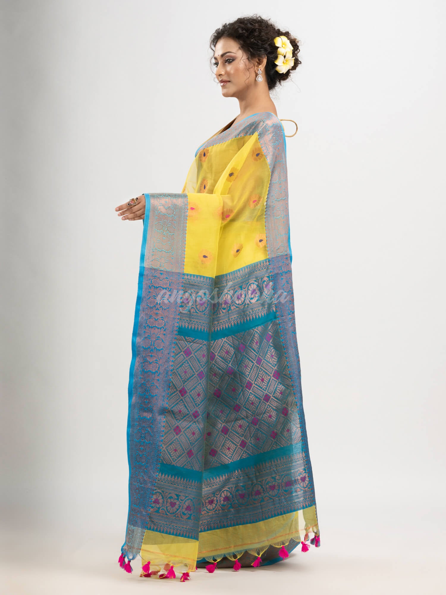 Yellow art silk Muslin Jacquard Jamdani saree