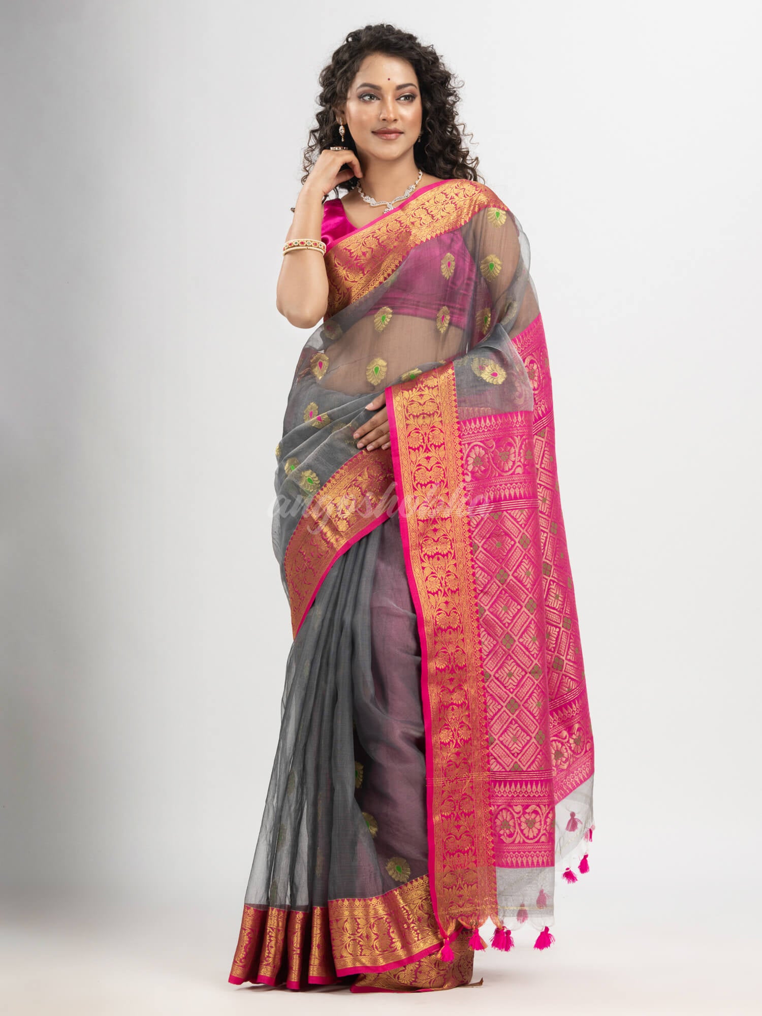 Grey art silk Muslin Jacquard Jamdani saree