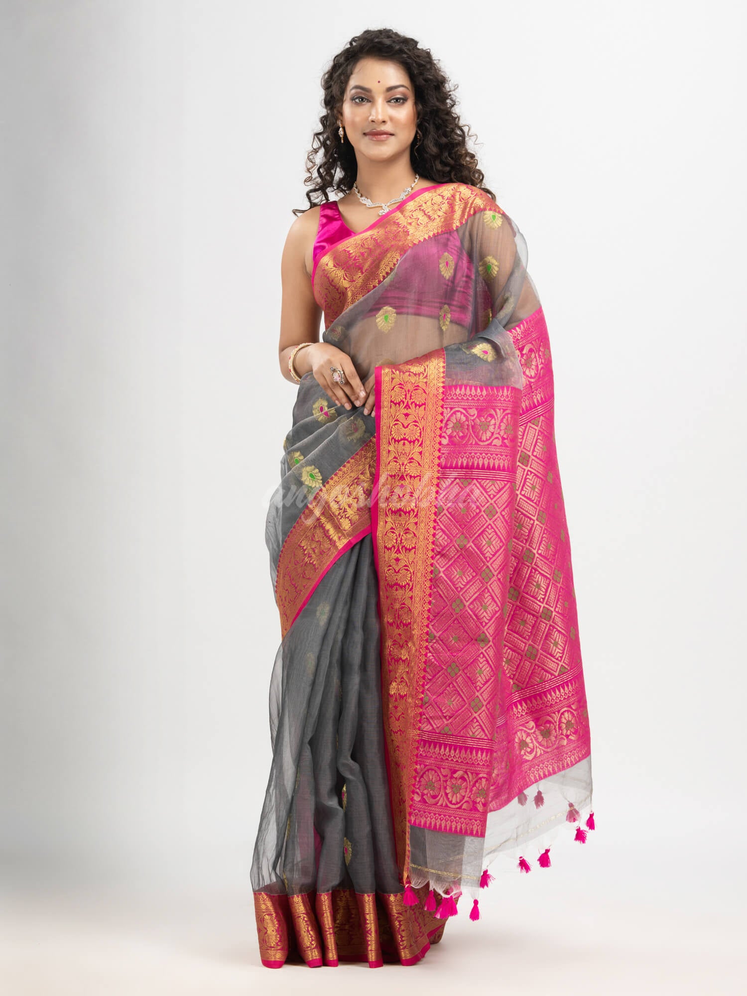 Grey art silk Muslin Jacquard Jamdani saree