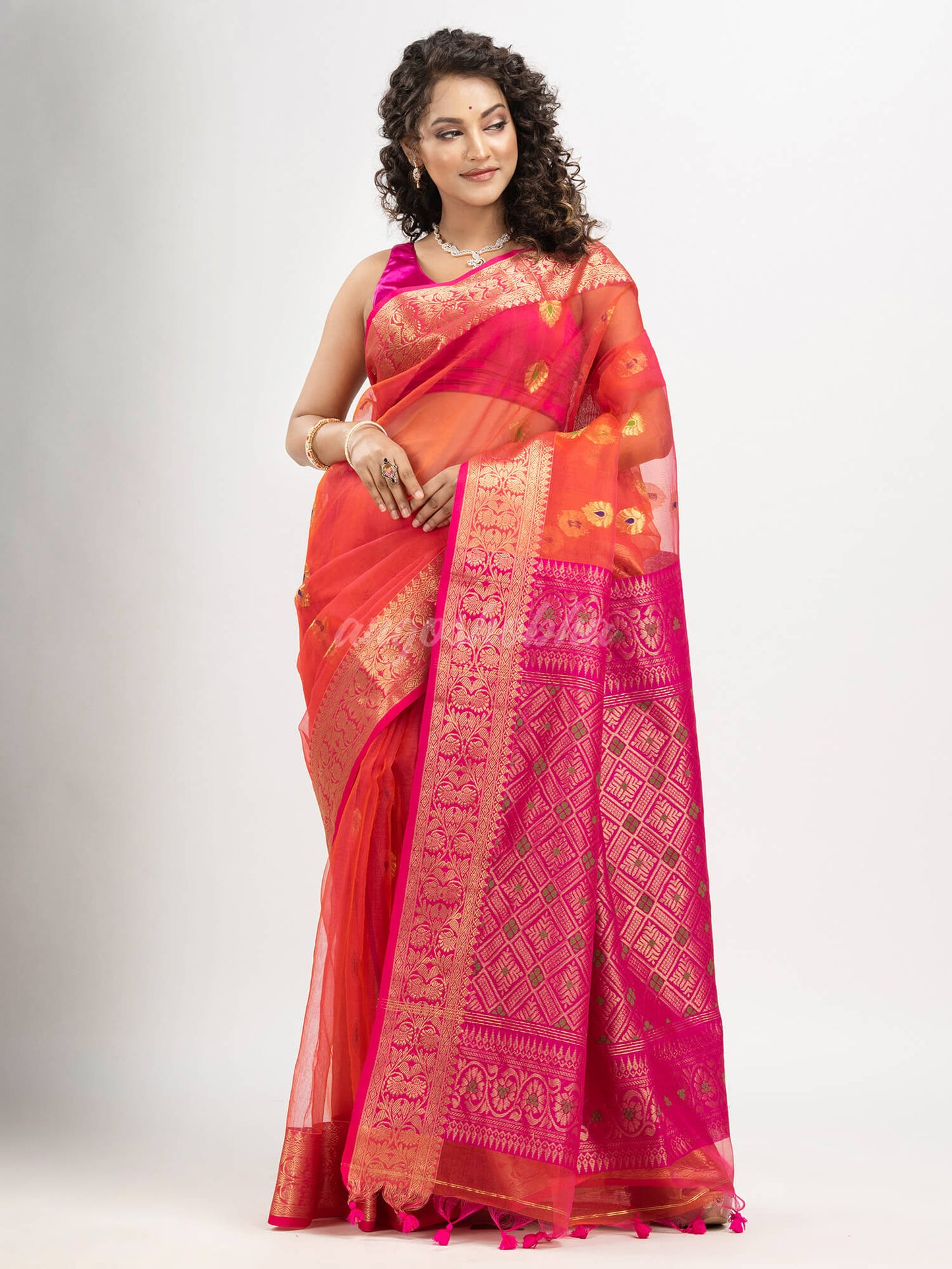 Red art silk Muslin Jacquard Jamdani saree