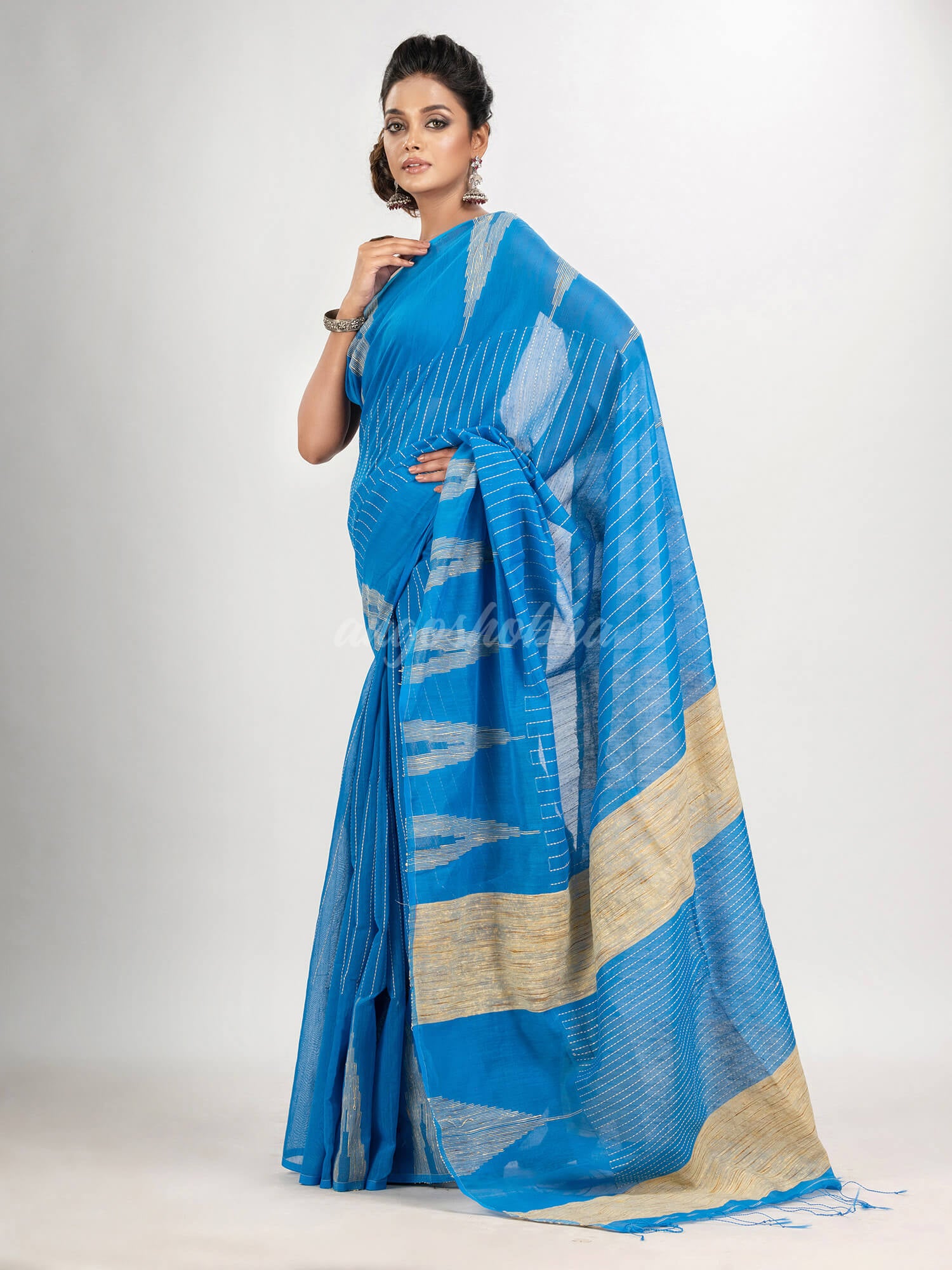 Deep aqua blue cotton blend handloom saree