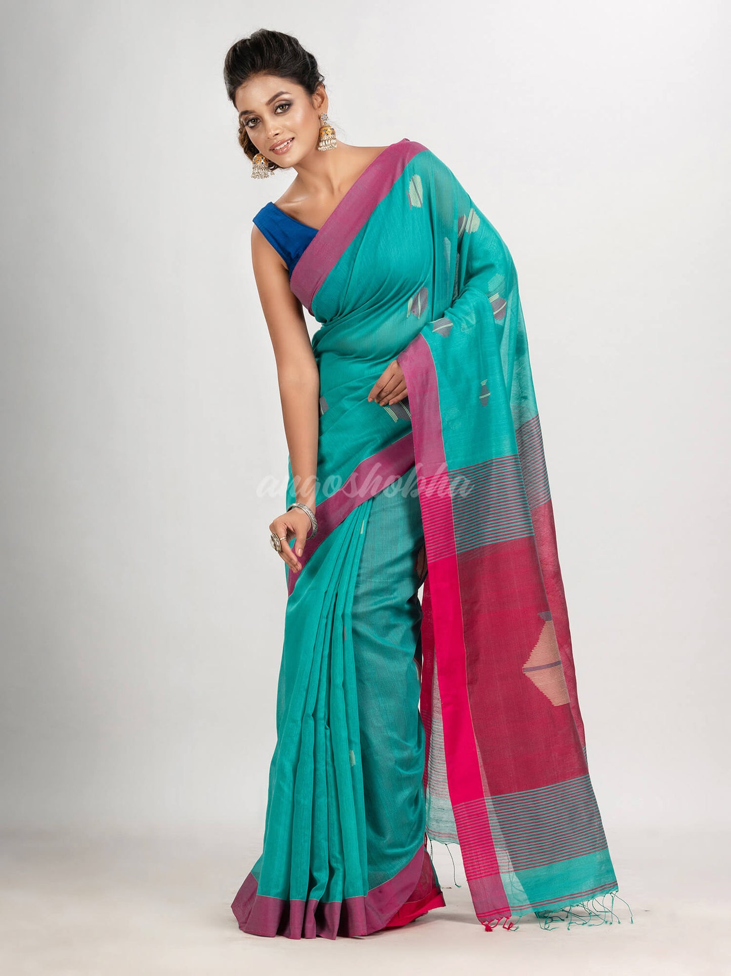 Turquoise cotton blend all body noddle motive with rani pallu jamdani saree