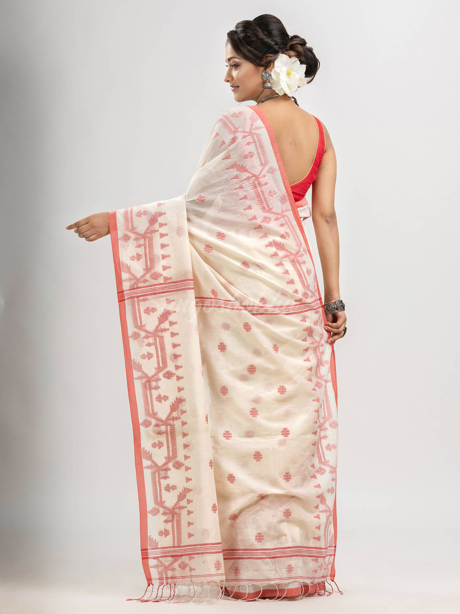 White cotton jacquard jamdani saree