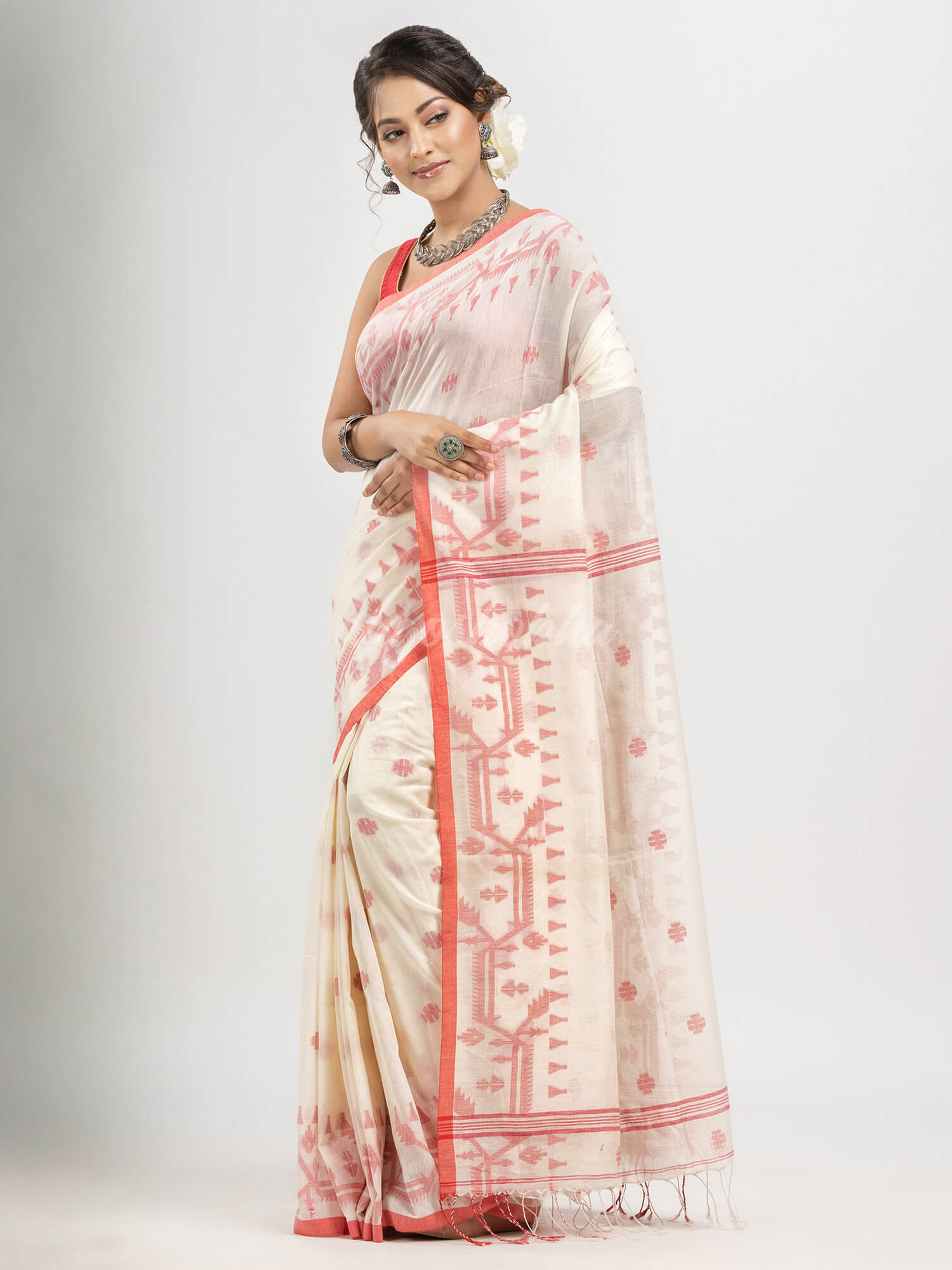 White cotton jacquard jamdani saree