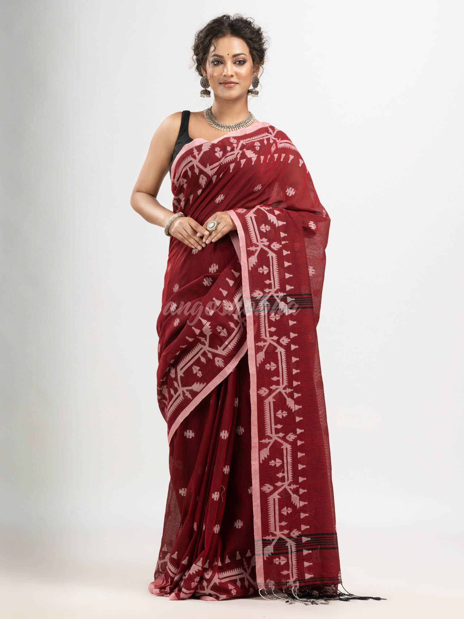 Maroon cotton jacquard jamdani saree