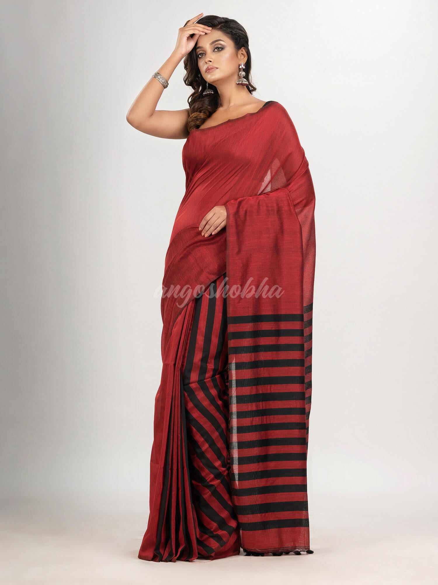 Red cotton molmol handloom saree