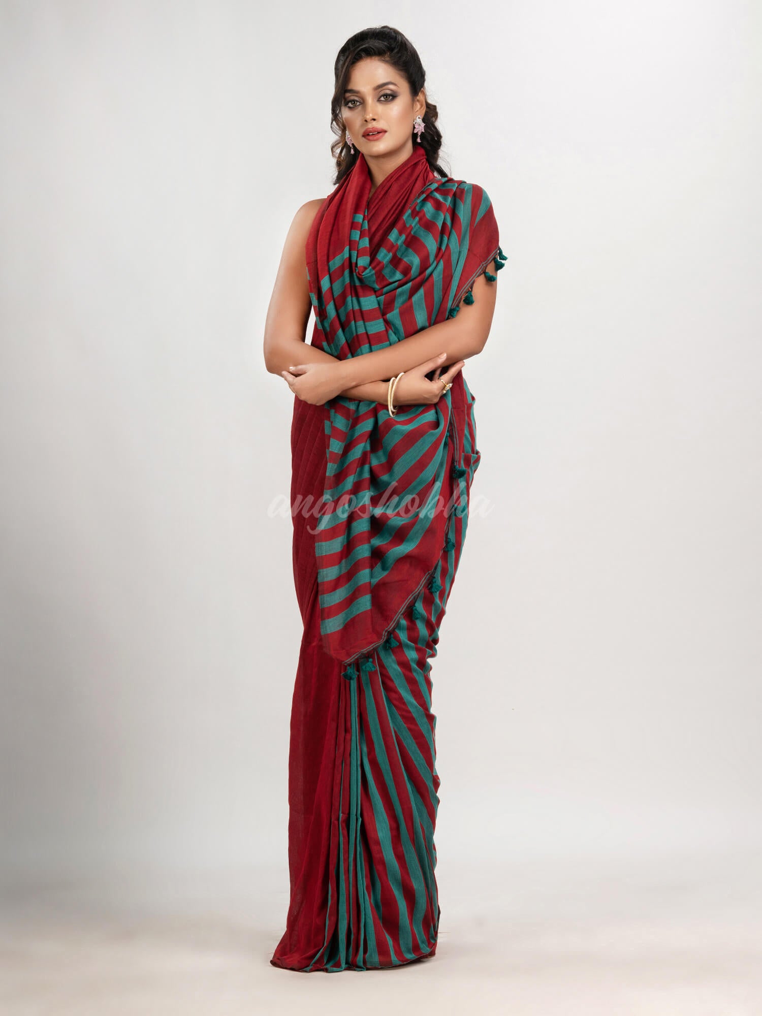 Maroon cotton molmol handloom saree