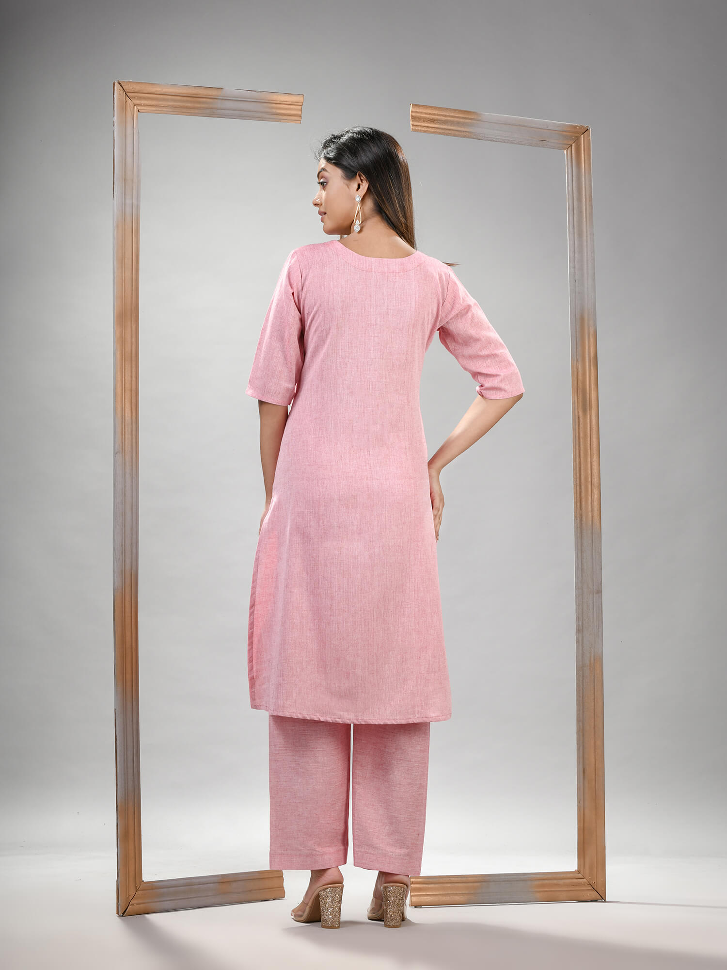 Crepe Pink Cotton Bengal Handwoven Kurta Set